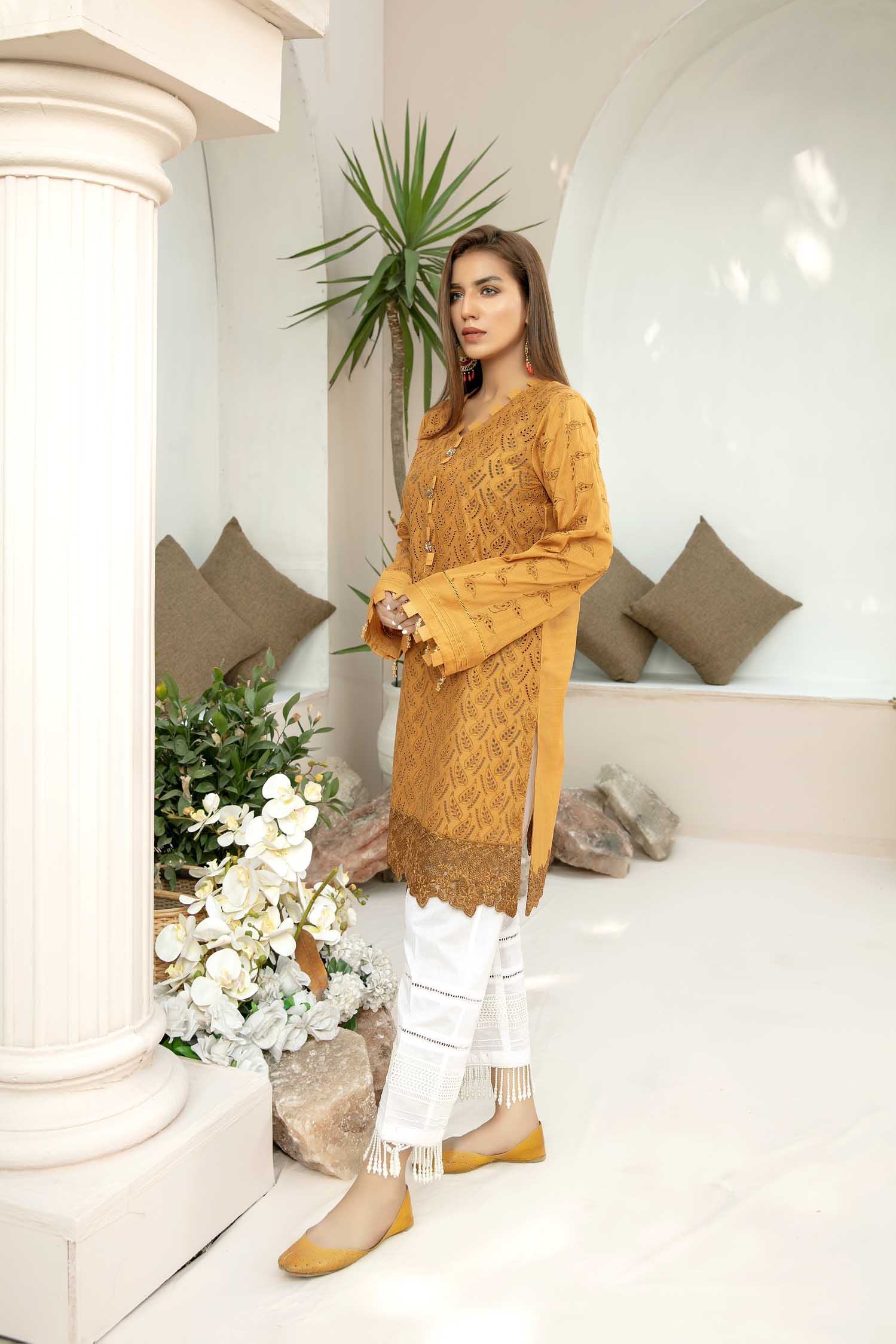 Obscure - Embroidered Schiflli Lawn Stitched - Image 3
