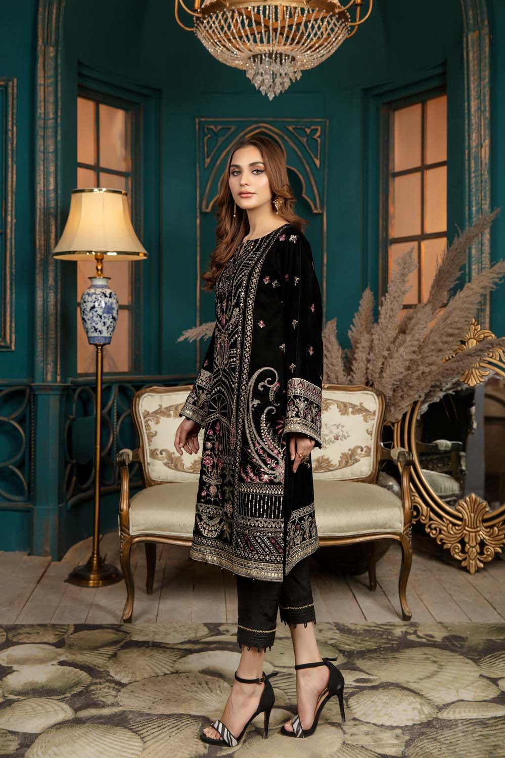 Piled - Stitched Embroidered Velvet 2PC - Image 3