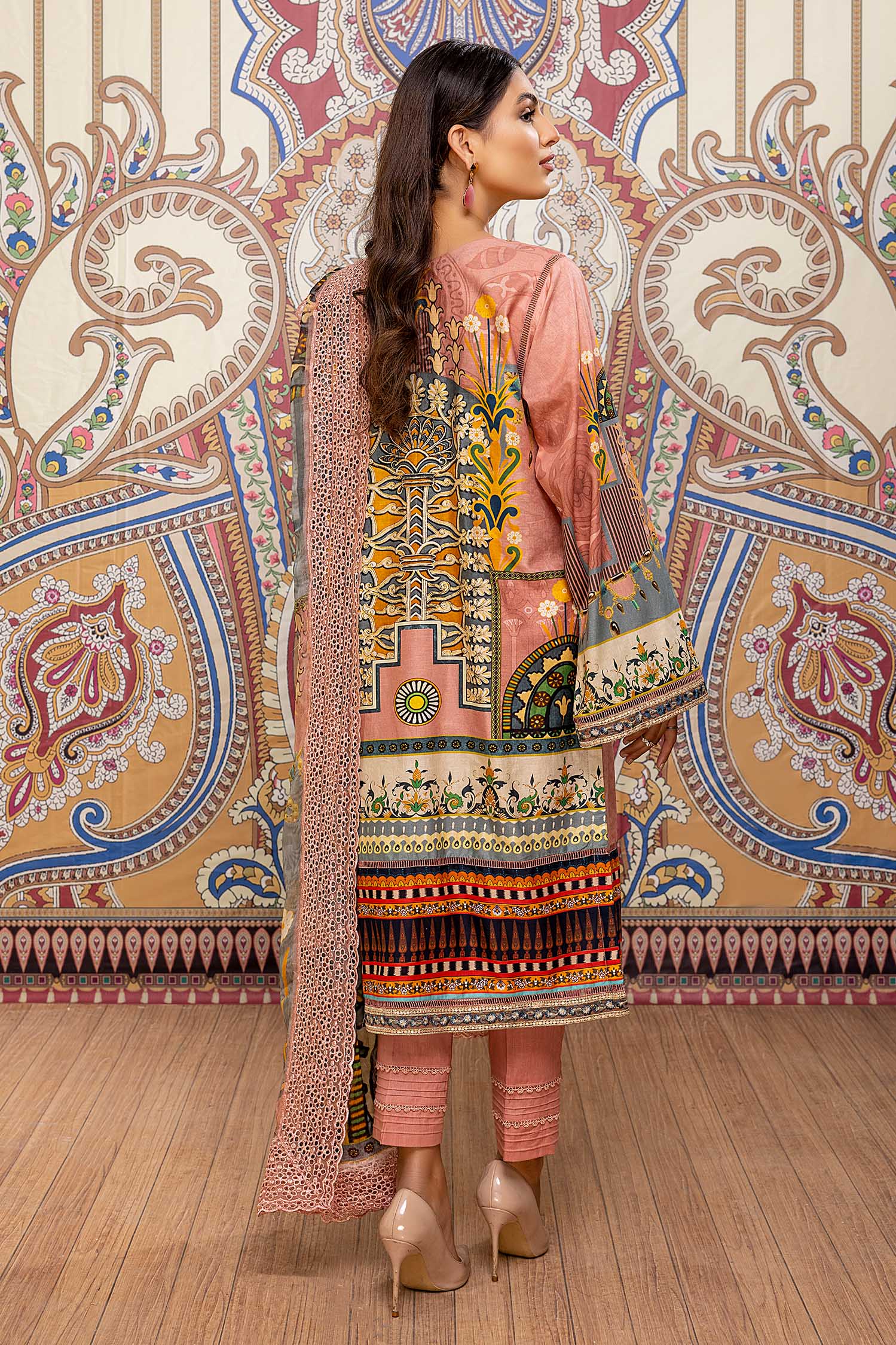Pink Flower - Printed & Embroidered Lawn Pret 3PC - Image 2