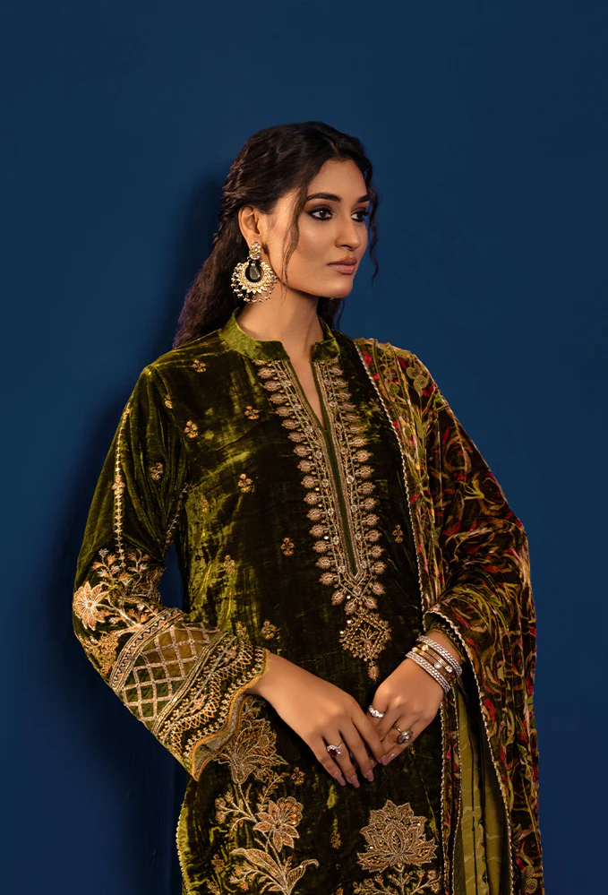 Plachi Embroidered Unstitched 5409 - Image 3