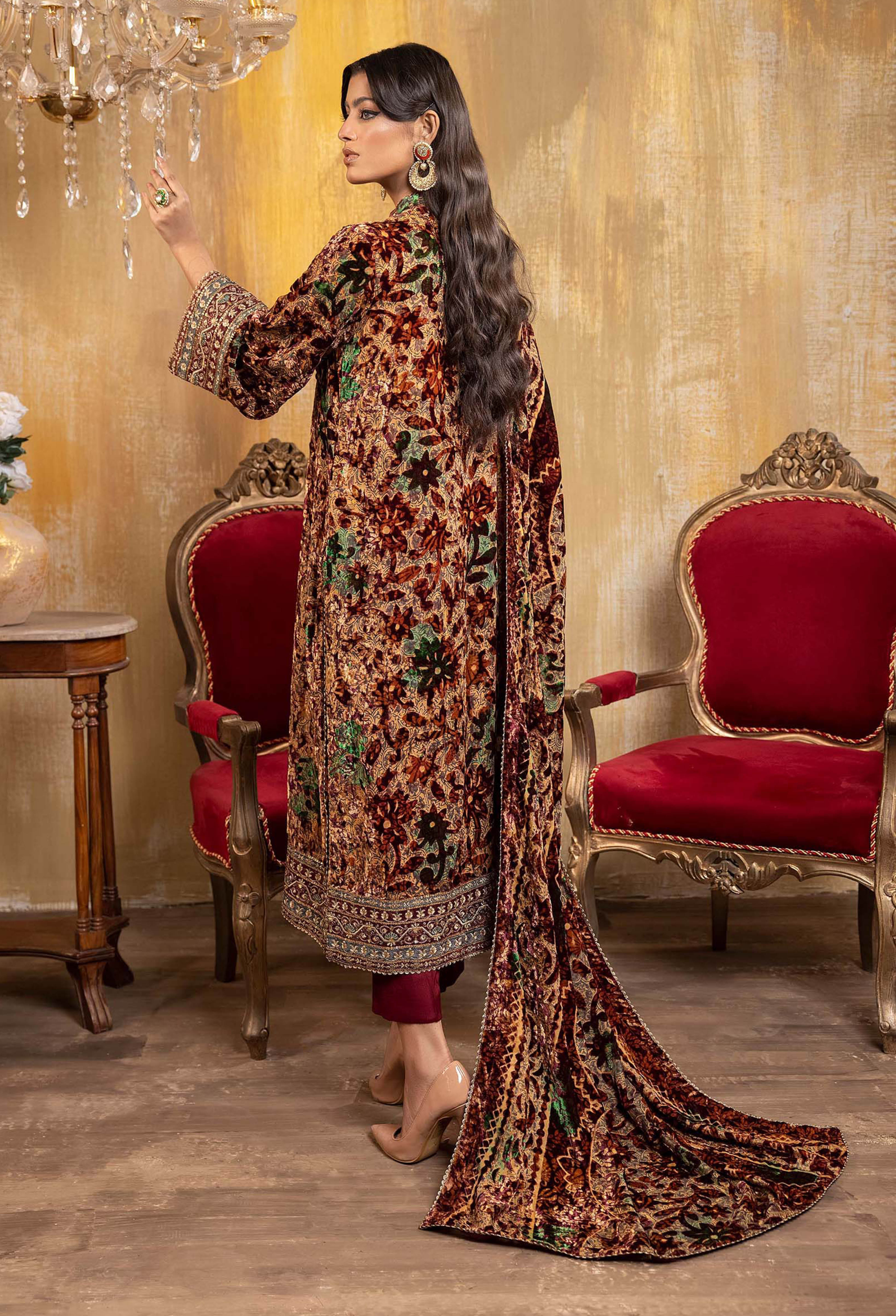 Plachi Embroidered'2 5557 - Image 2