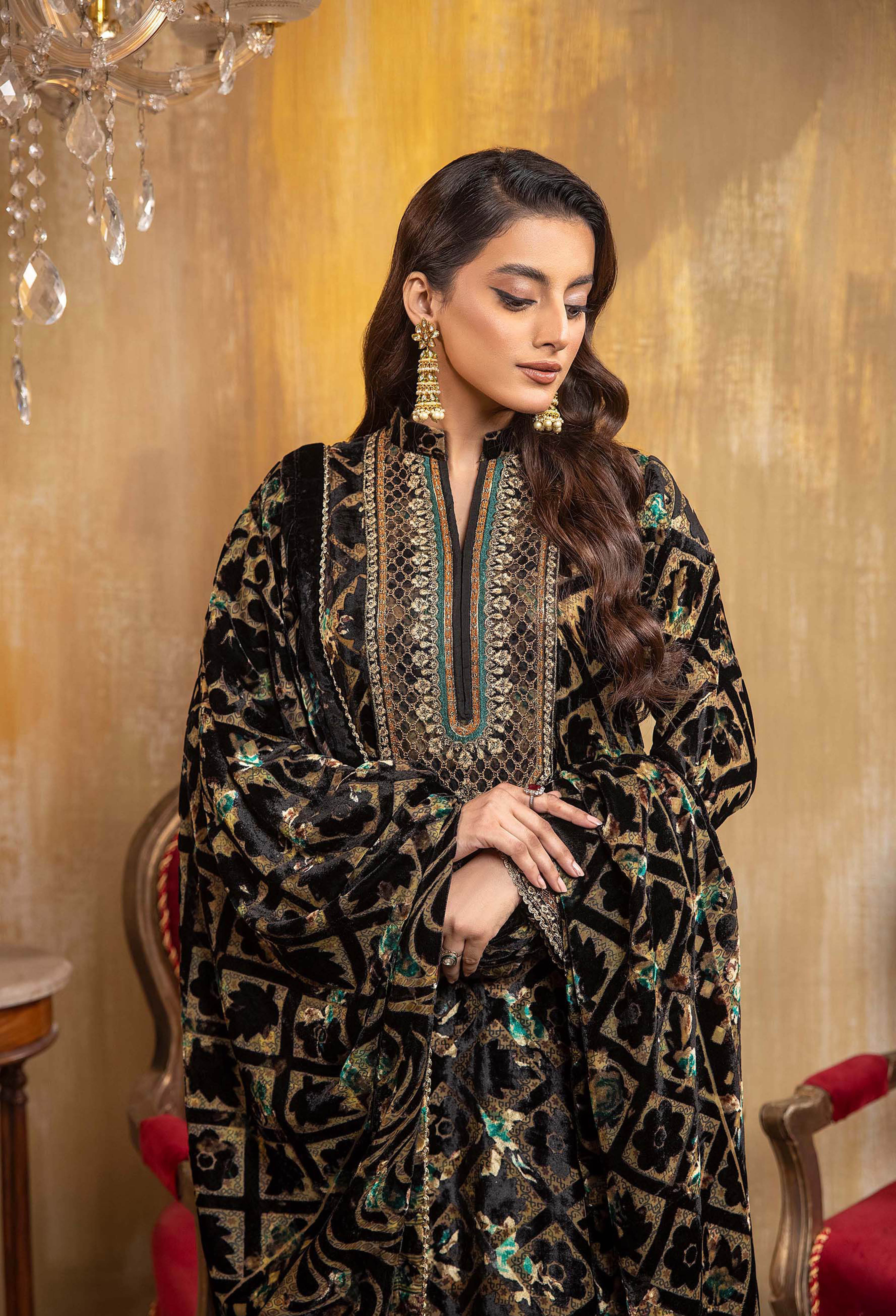 Plachi Embroidered'2 5558 - Image 4