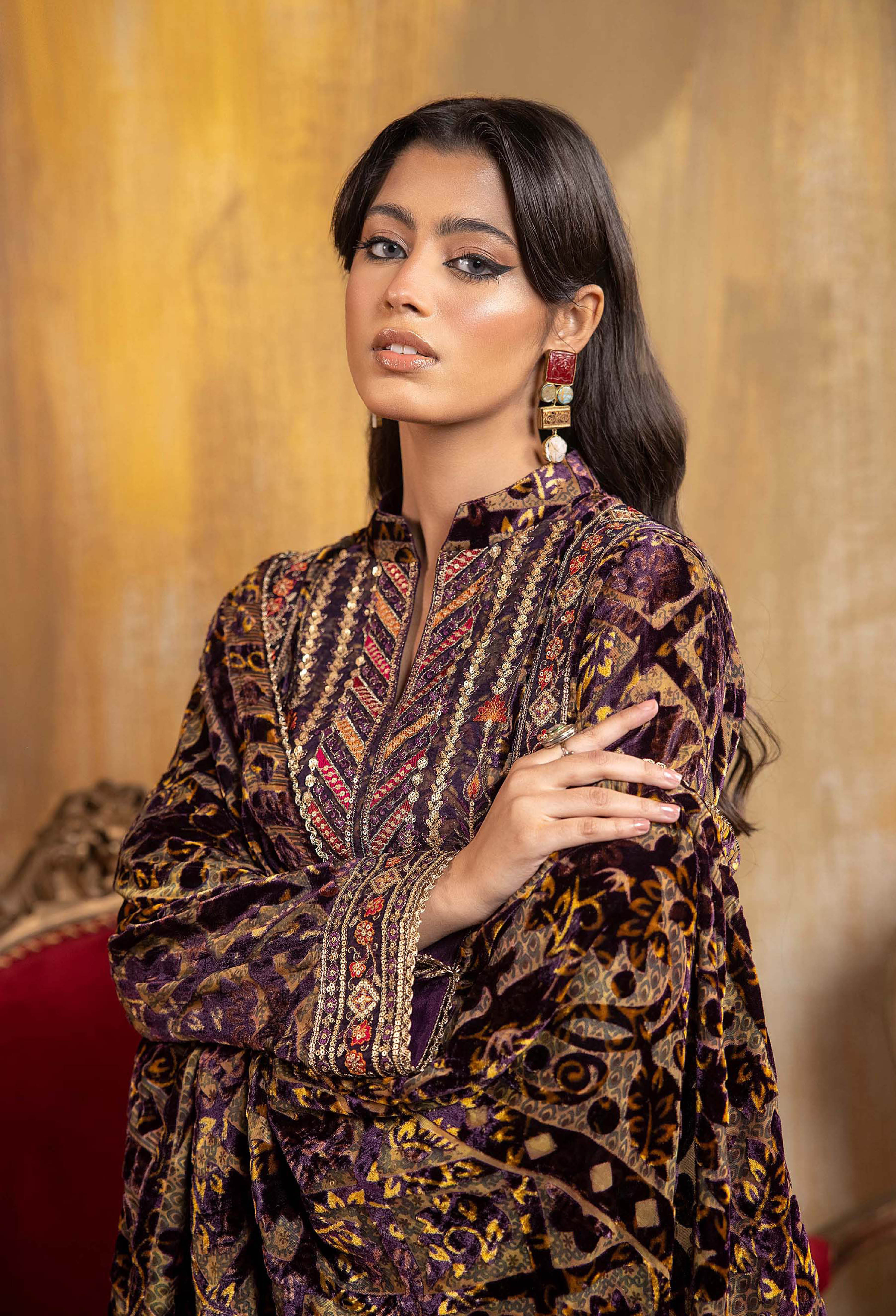 Plachi Embroidered'2 5559 - Image 4