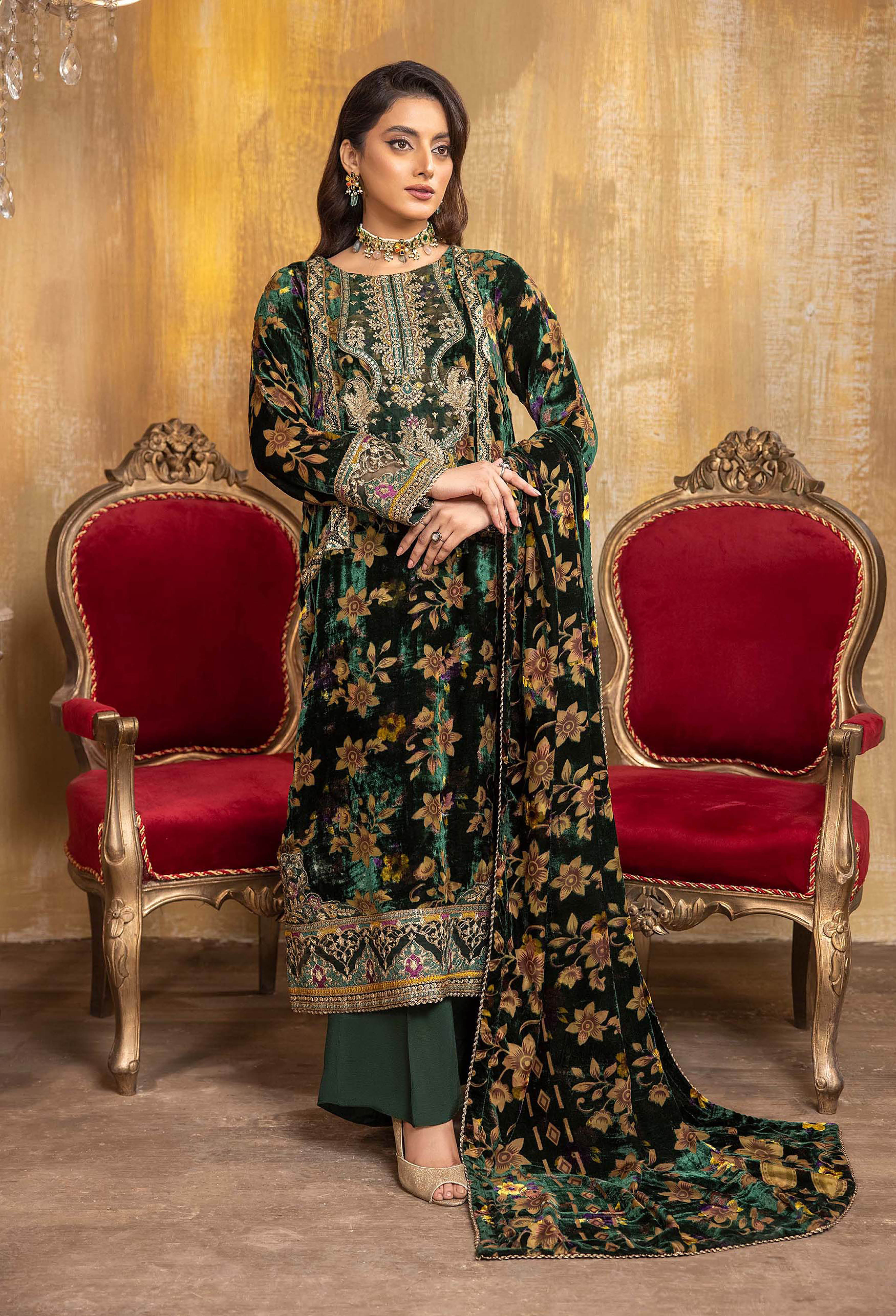 Plachi Embroidered'2 5564