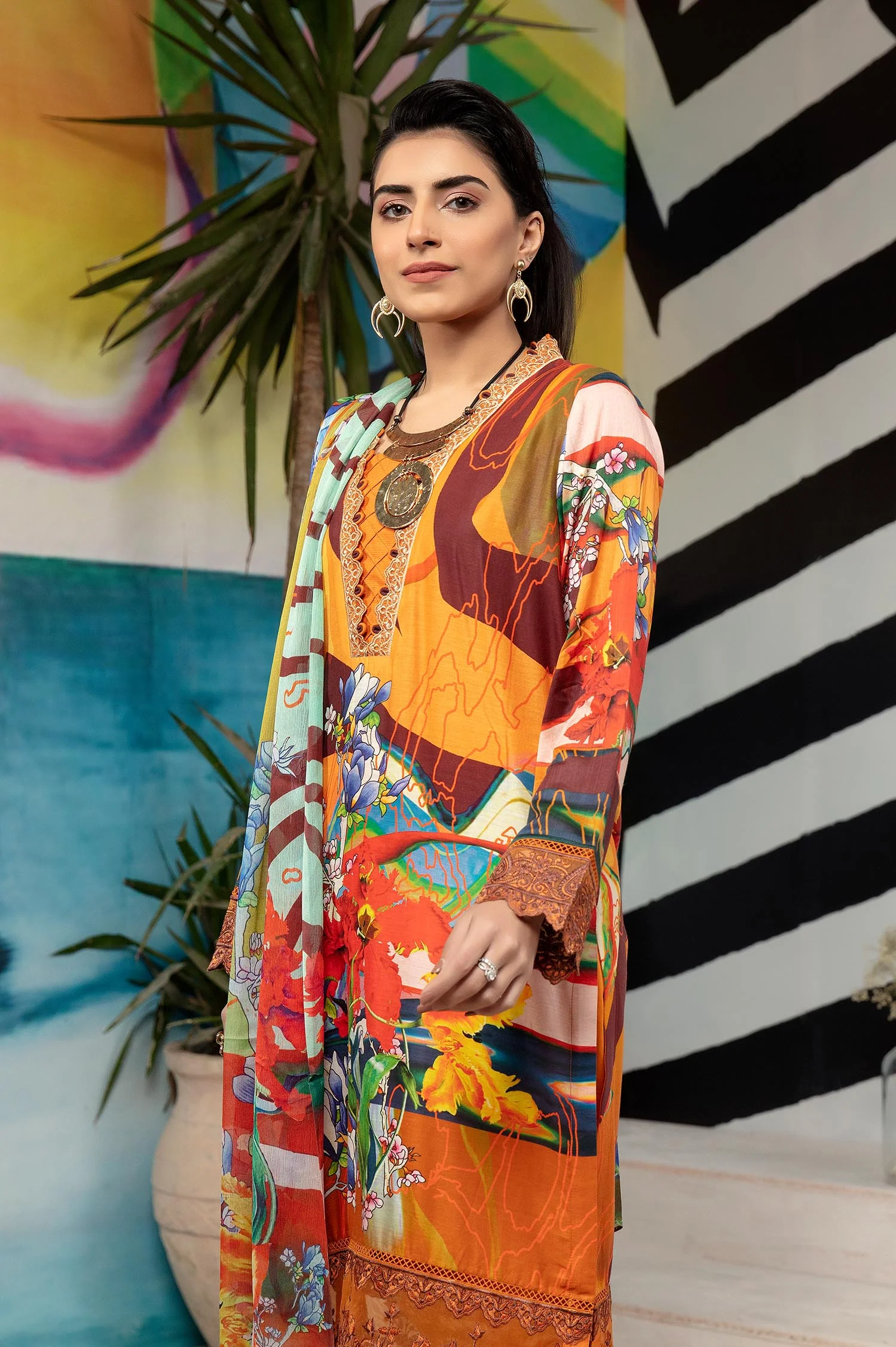 Portland Orange - Printed & Embroidered Lawn 3PC - Image 3