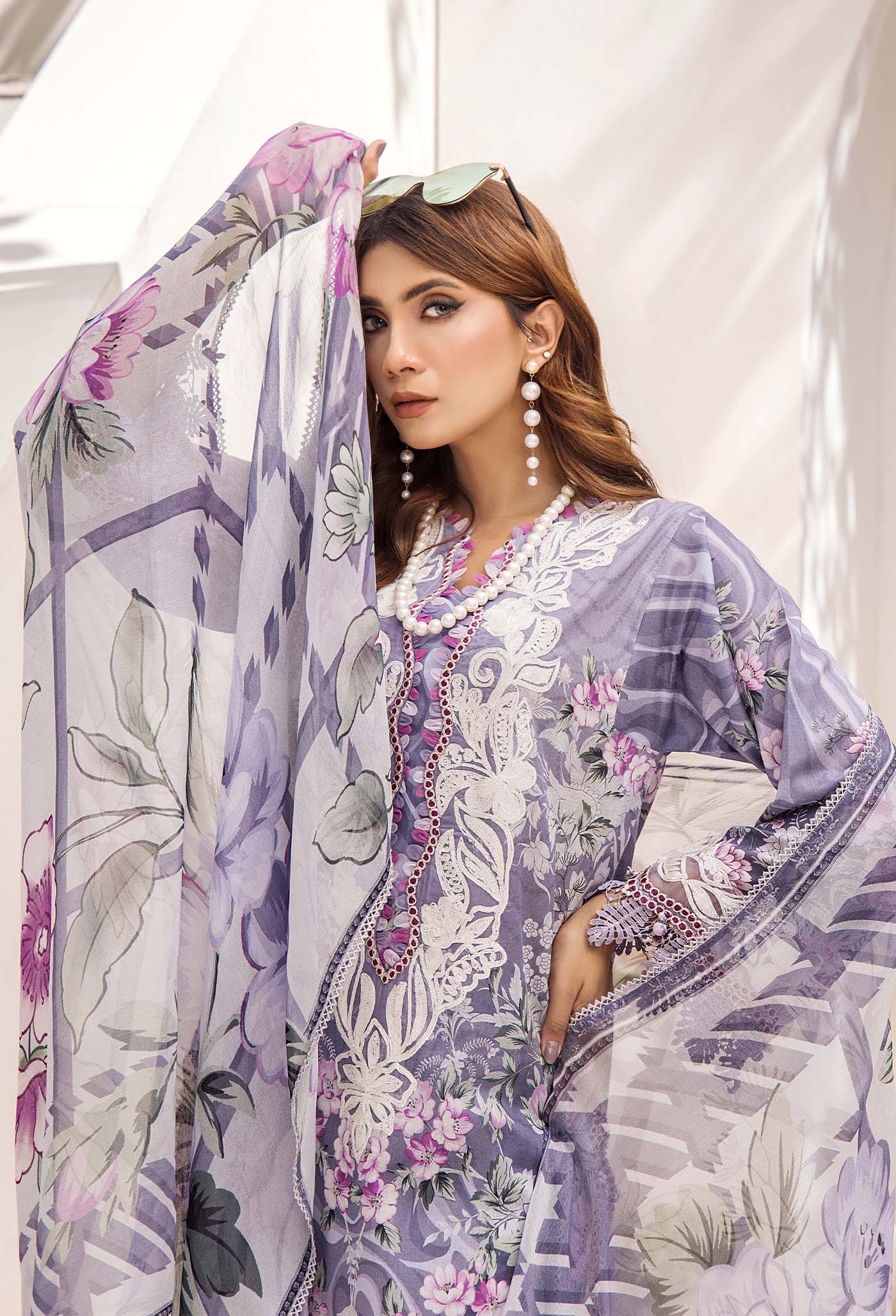 PRINTS 1105 - Image 4