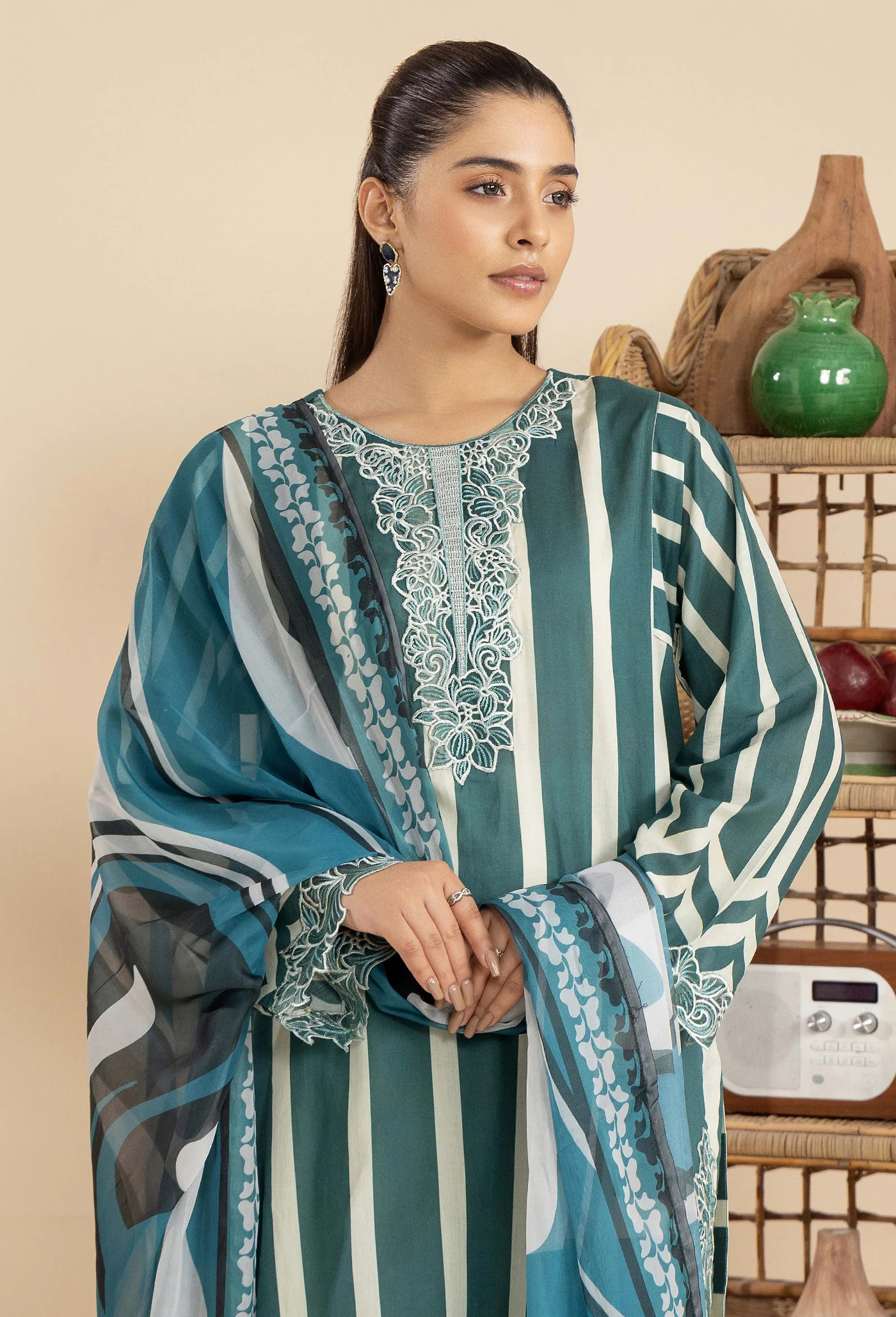 PRINTS 1311 - Image 2