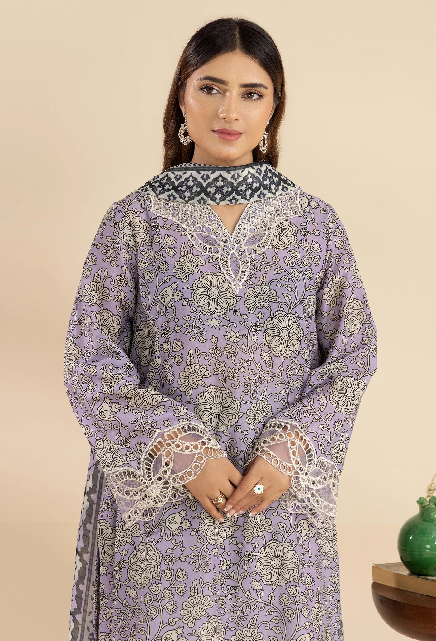 PRINTS 1319 - Image 2