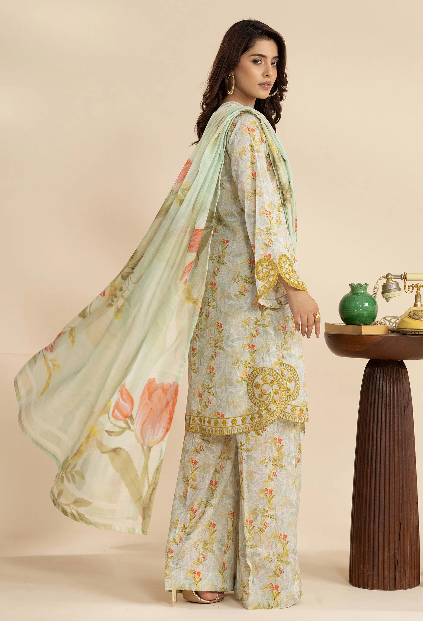 PRINTS 1321 - Image 4