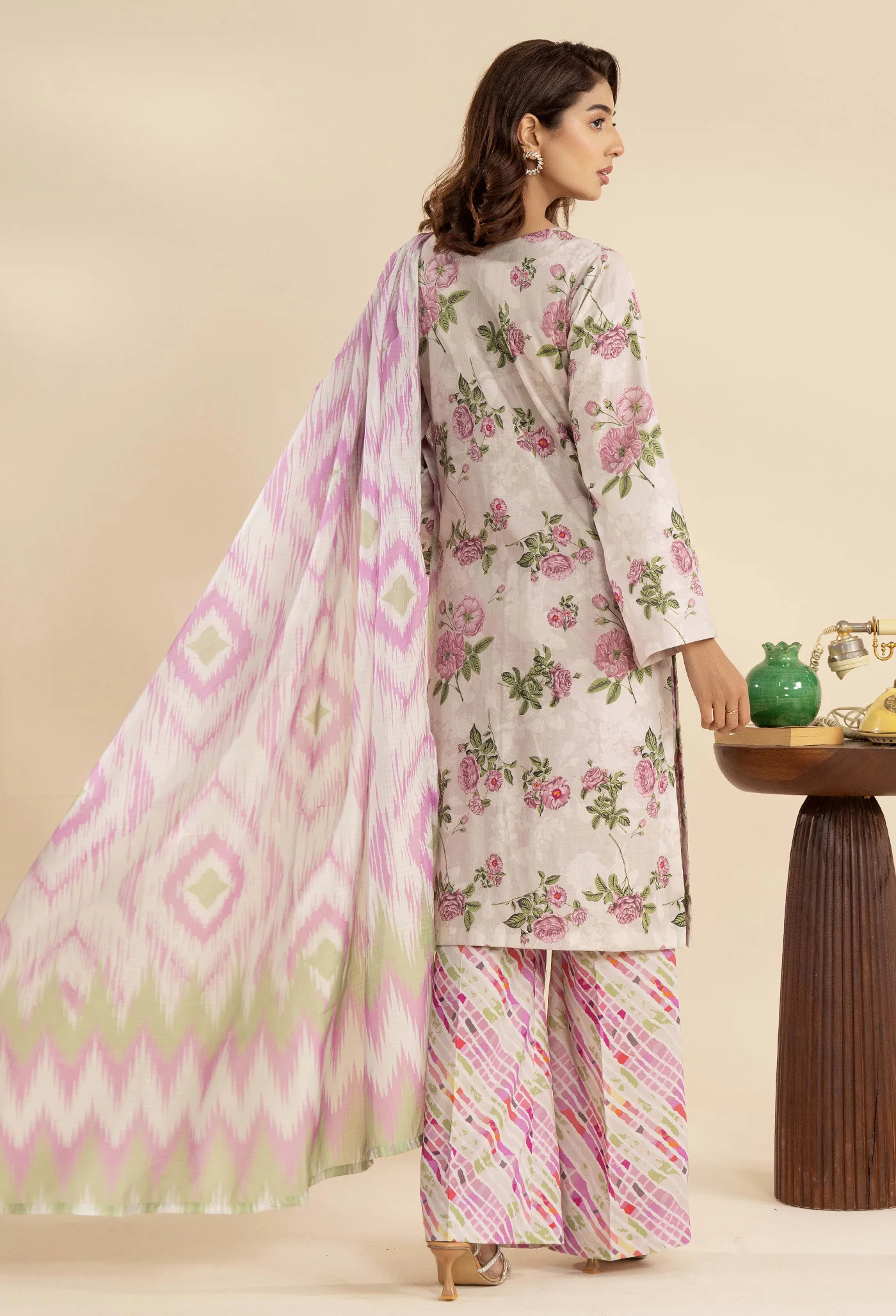 PRINTS 1322 - Image 4