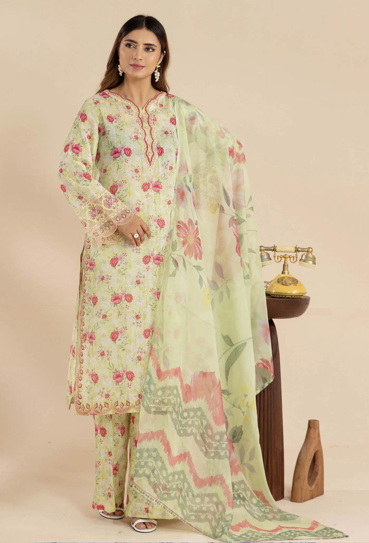 PRINTS 1323 - Image 3