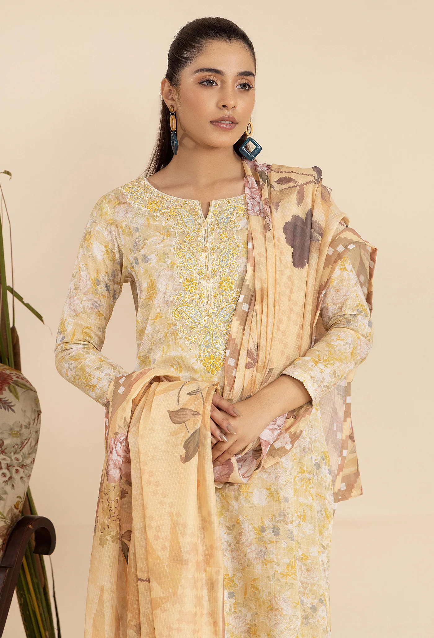 PRINTS 1335 - Image 2