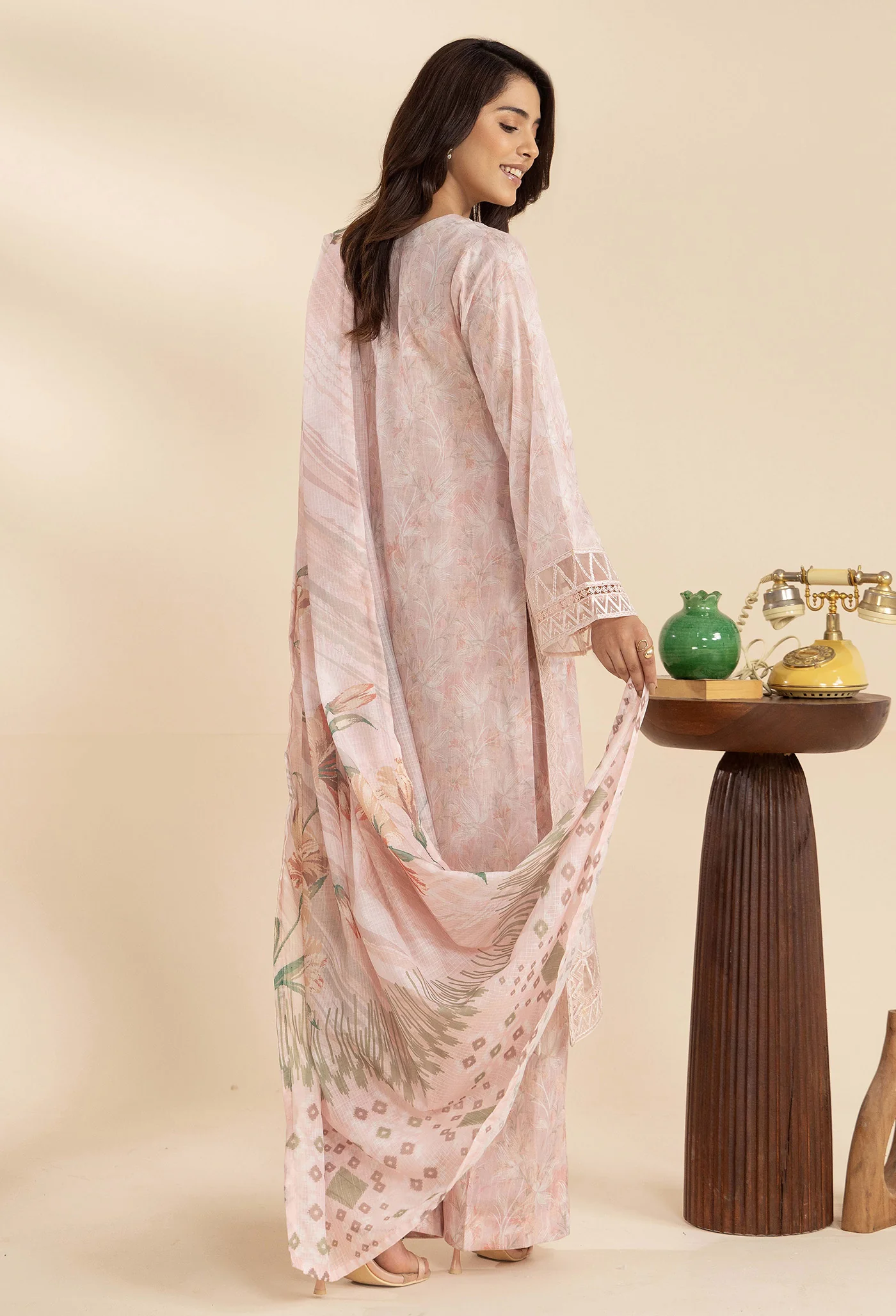 PRINTS 1341 - Image 4