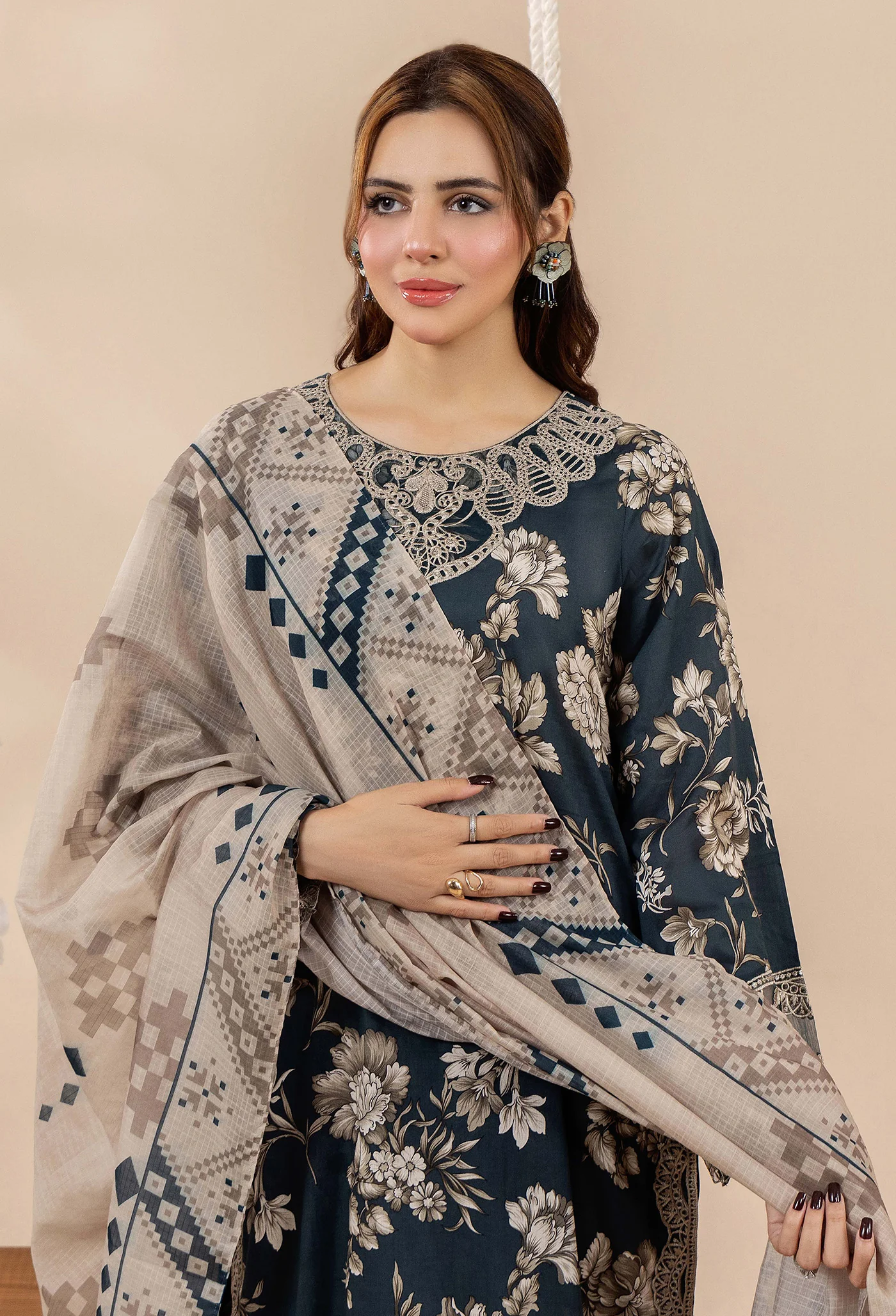 PRINTS 3312 - Image 4