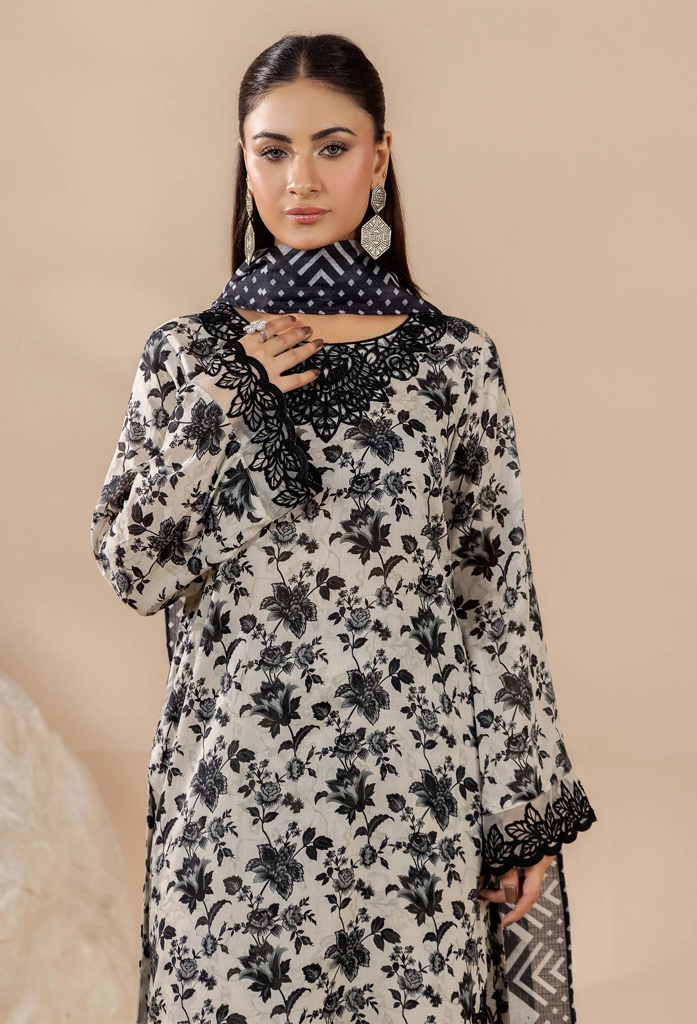PRINTS 3322 - Image 4