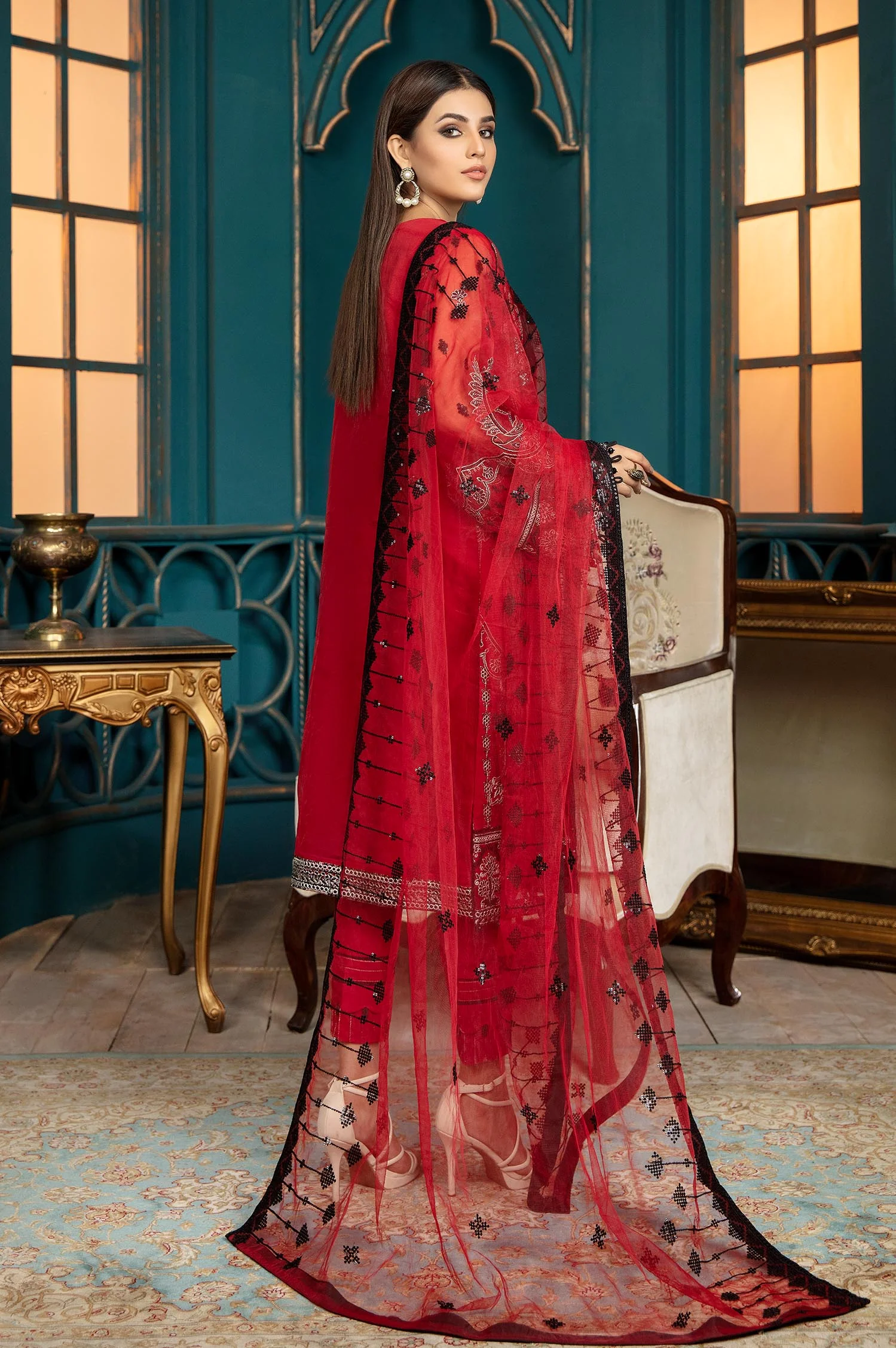Red Wine - Luxury Pret 4PC - Image 2