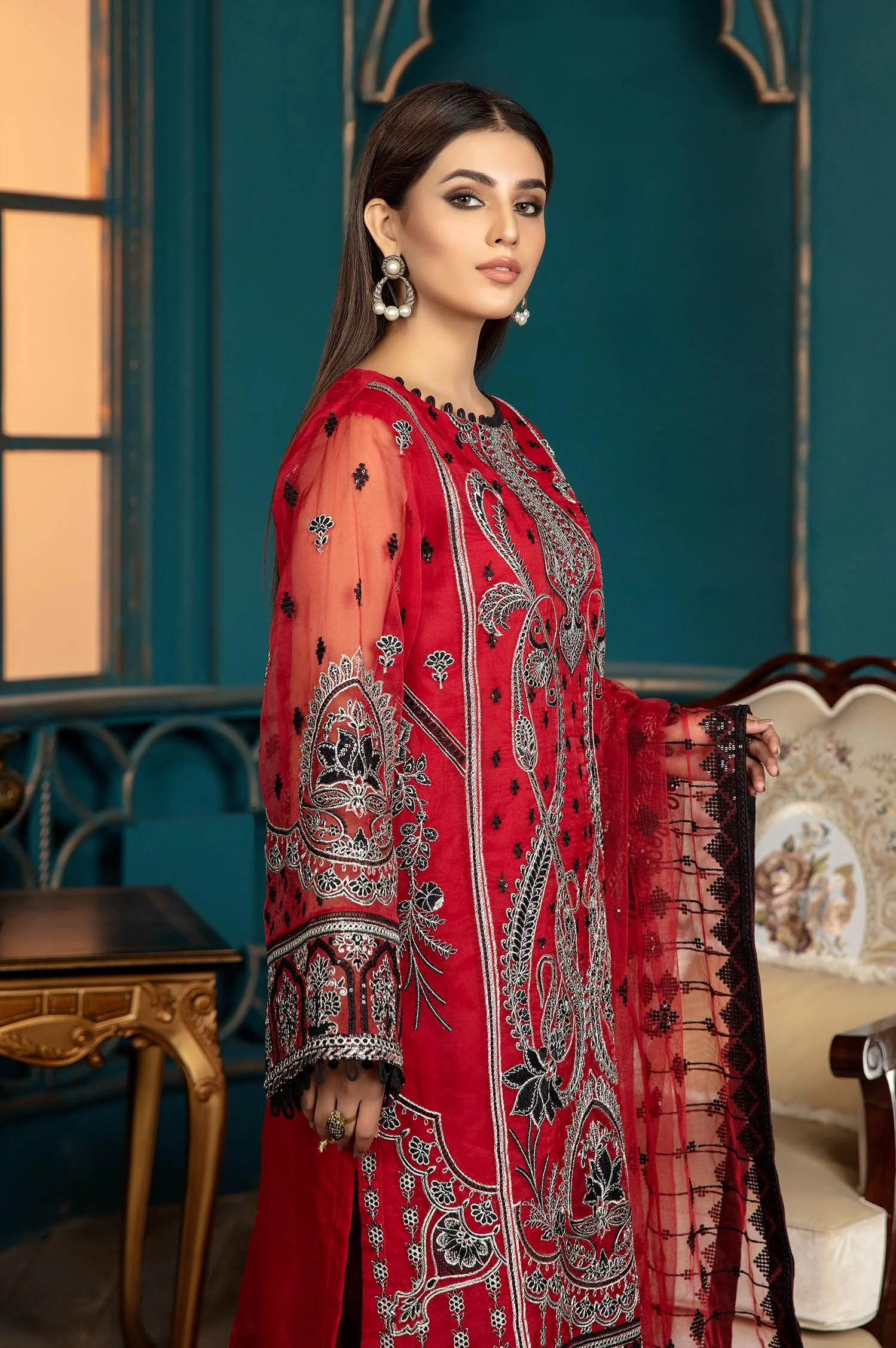 Red Wine - Luxury Pret 4PC - Image 3