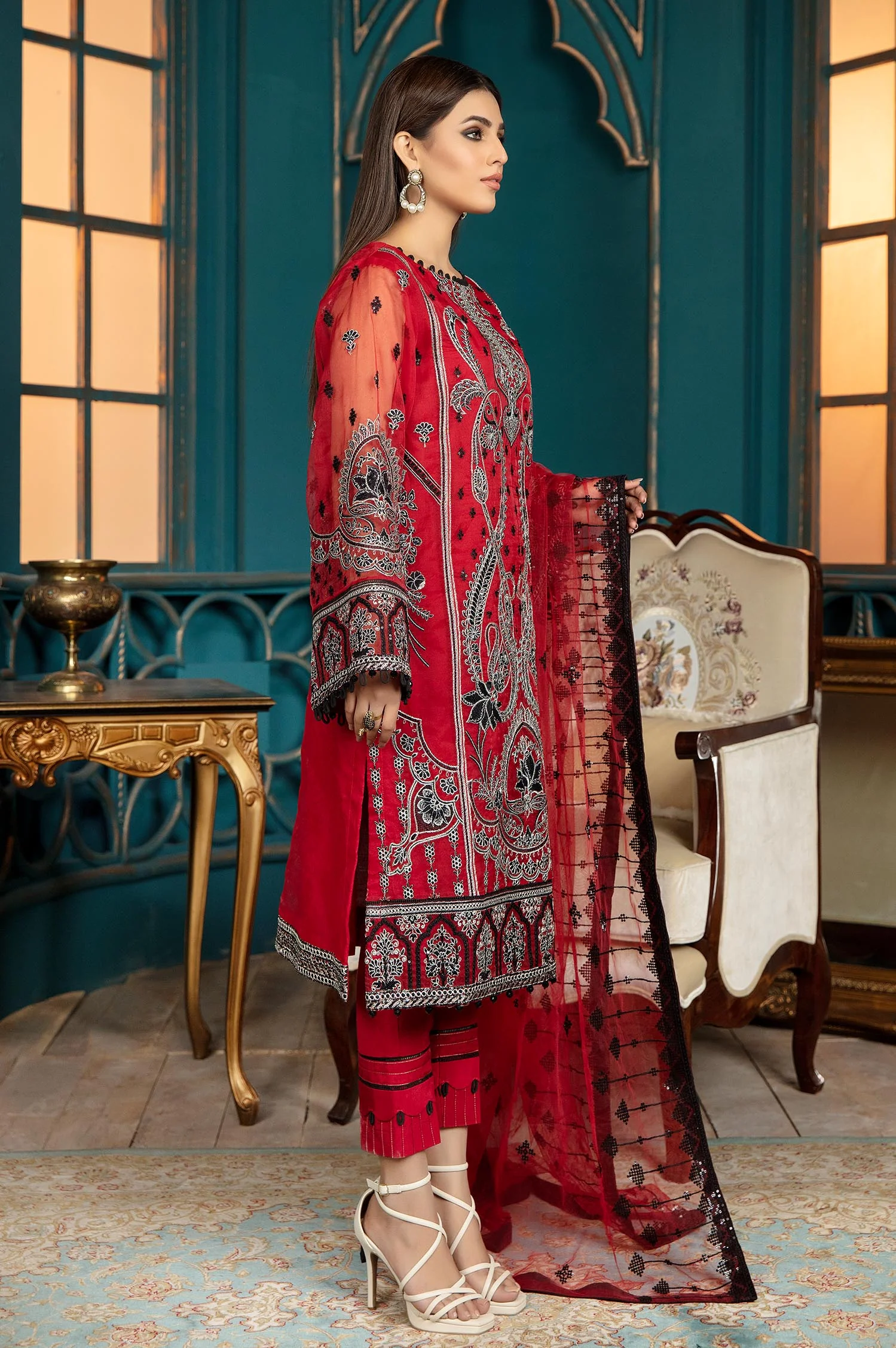 Red Wine - Luxury Pret 4PC - Image 4