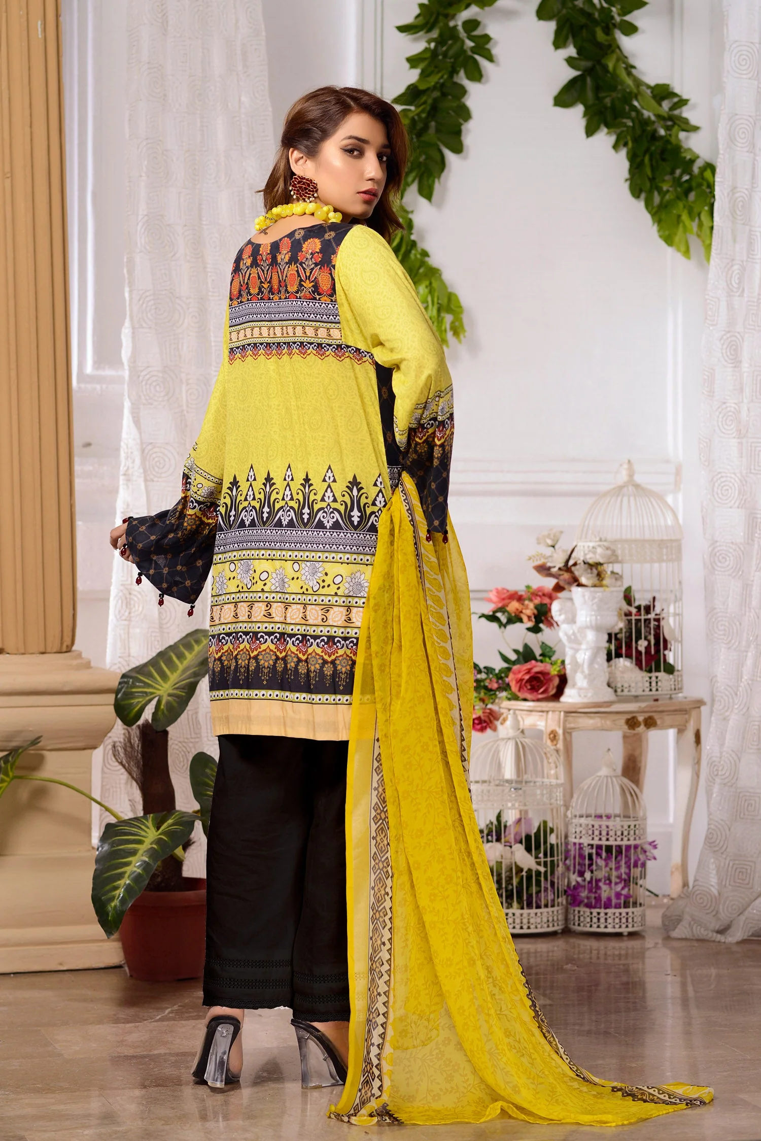Rosa  - DIGITAL PRINTED & EMBROIDERED LAWN 3PC - Image 2