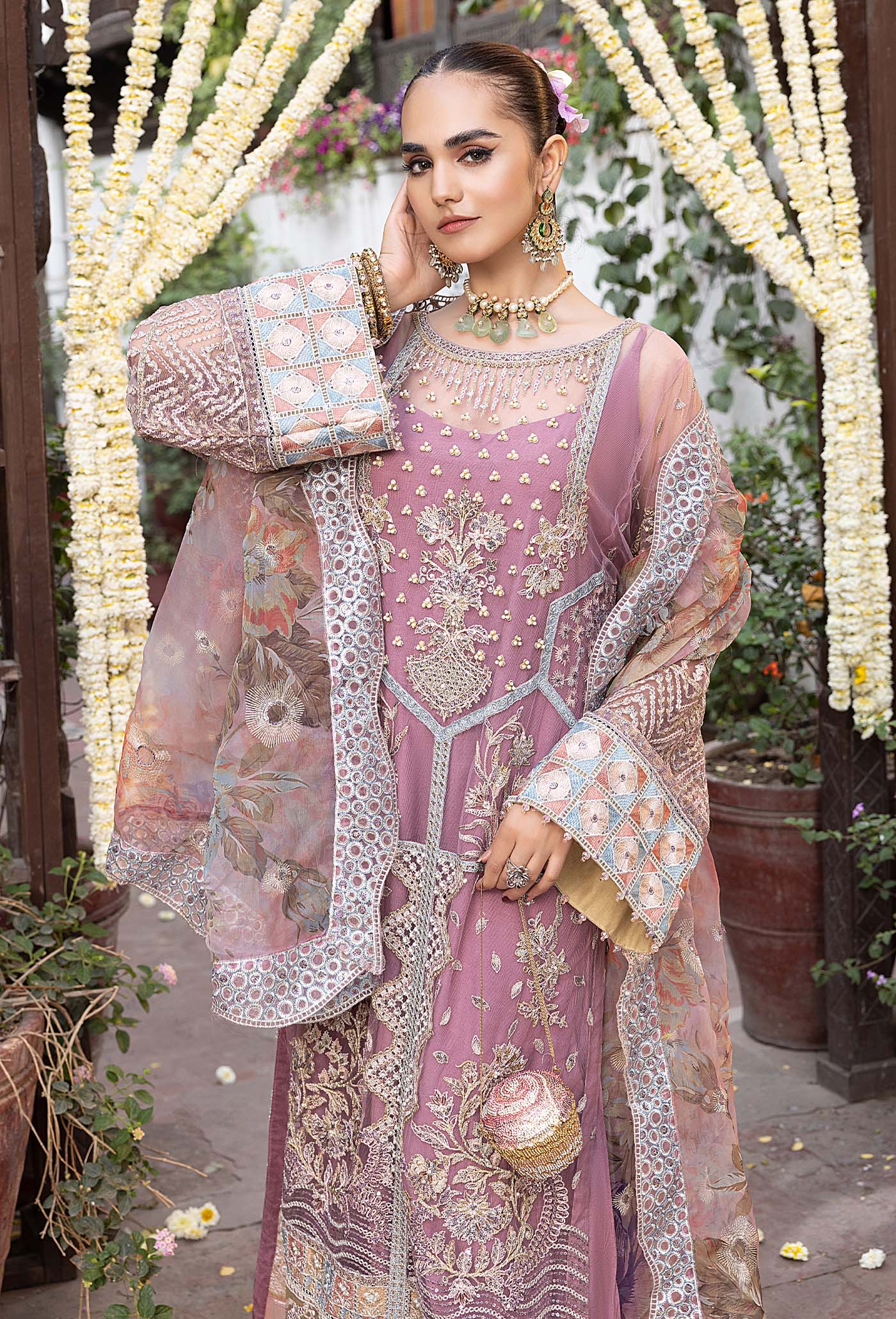 Roshna Begum (B) - Image 2