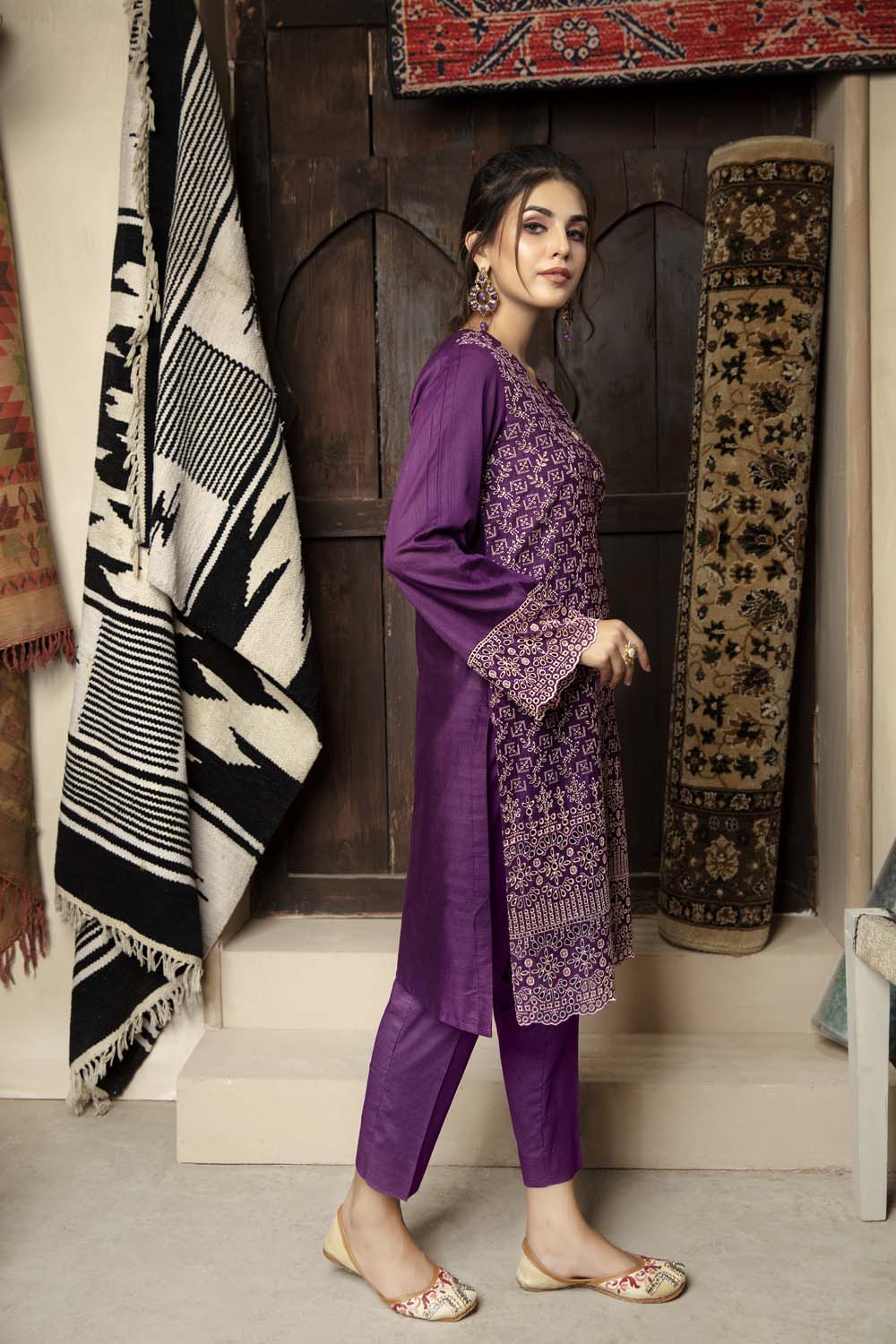 Rouge - Embroidered Chikankari Stitched Kurti - Image 2