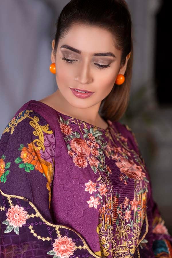 Royal Heath Digital Printed & Embroidered Karandi 3PC - Image 3