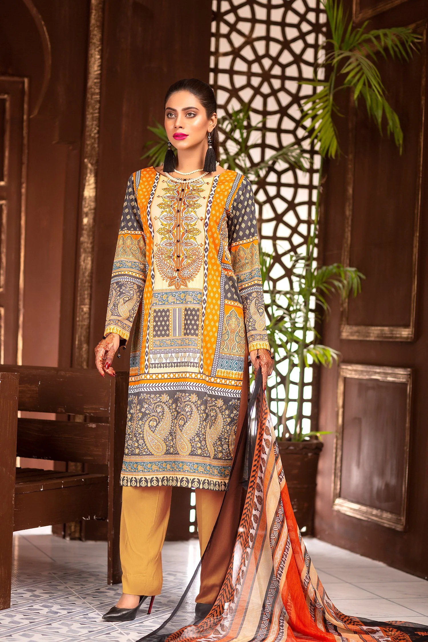 Sangria  - Digital Printed & Embroidered Lawn Unstitch - Image 3
