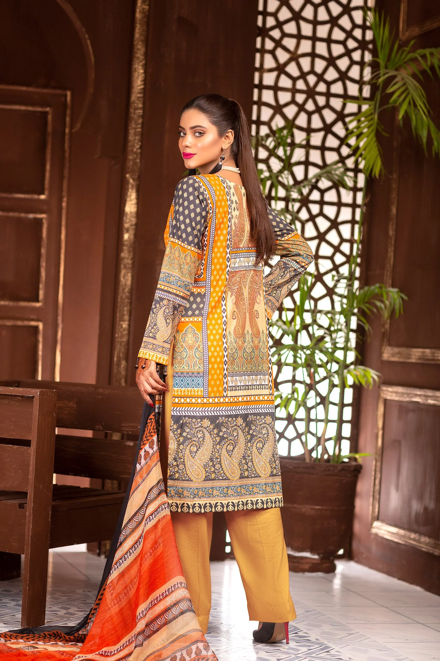 Sangria  - Digital Printed & Embroidered Lawn Unstitch - Image 4