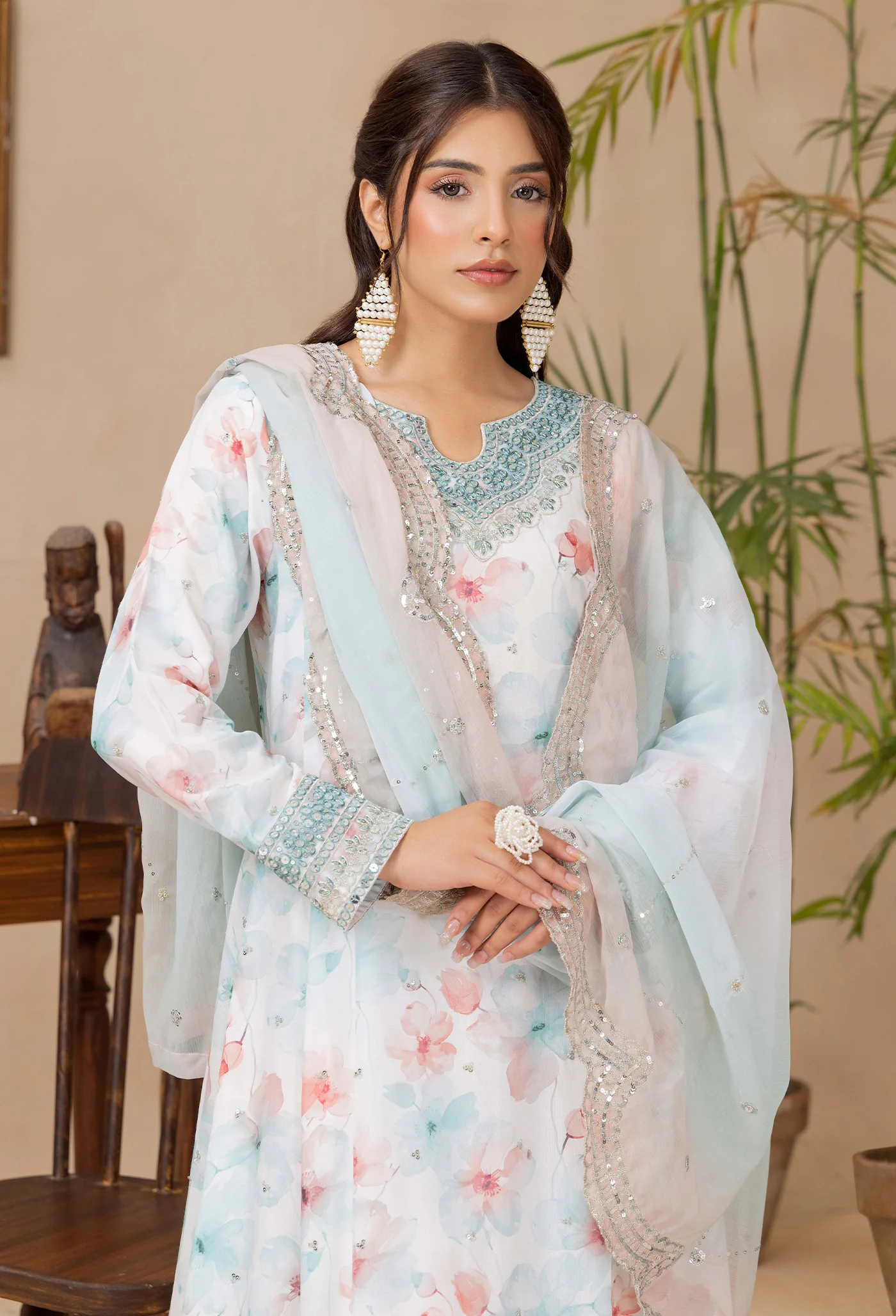Satin Lawn 828210 - Image 3