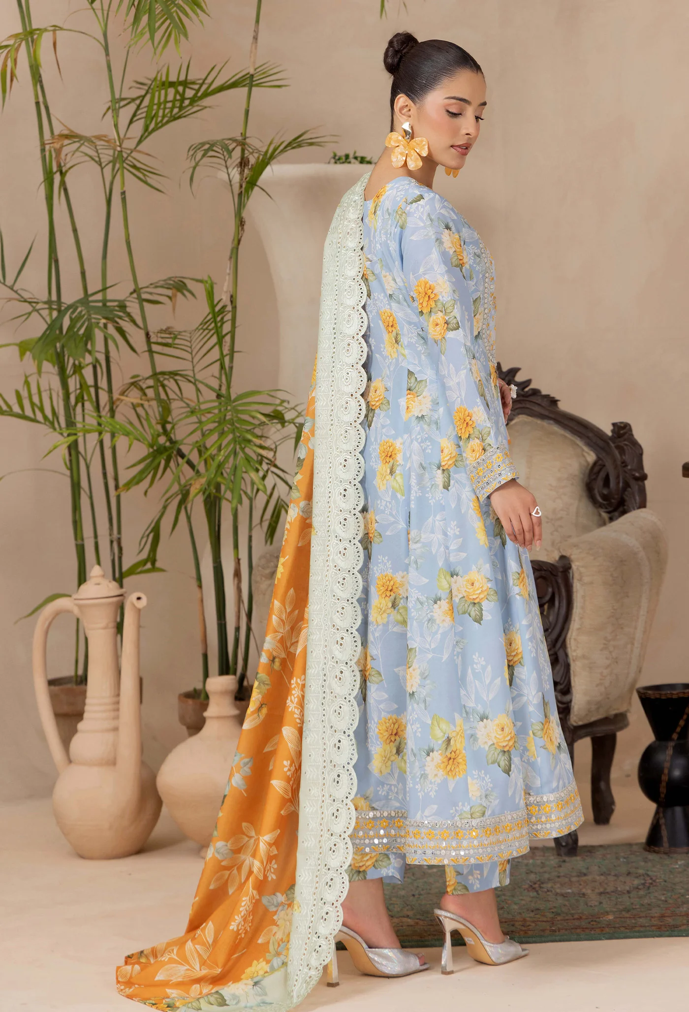 Satin Lawn 828215 - Image 4