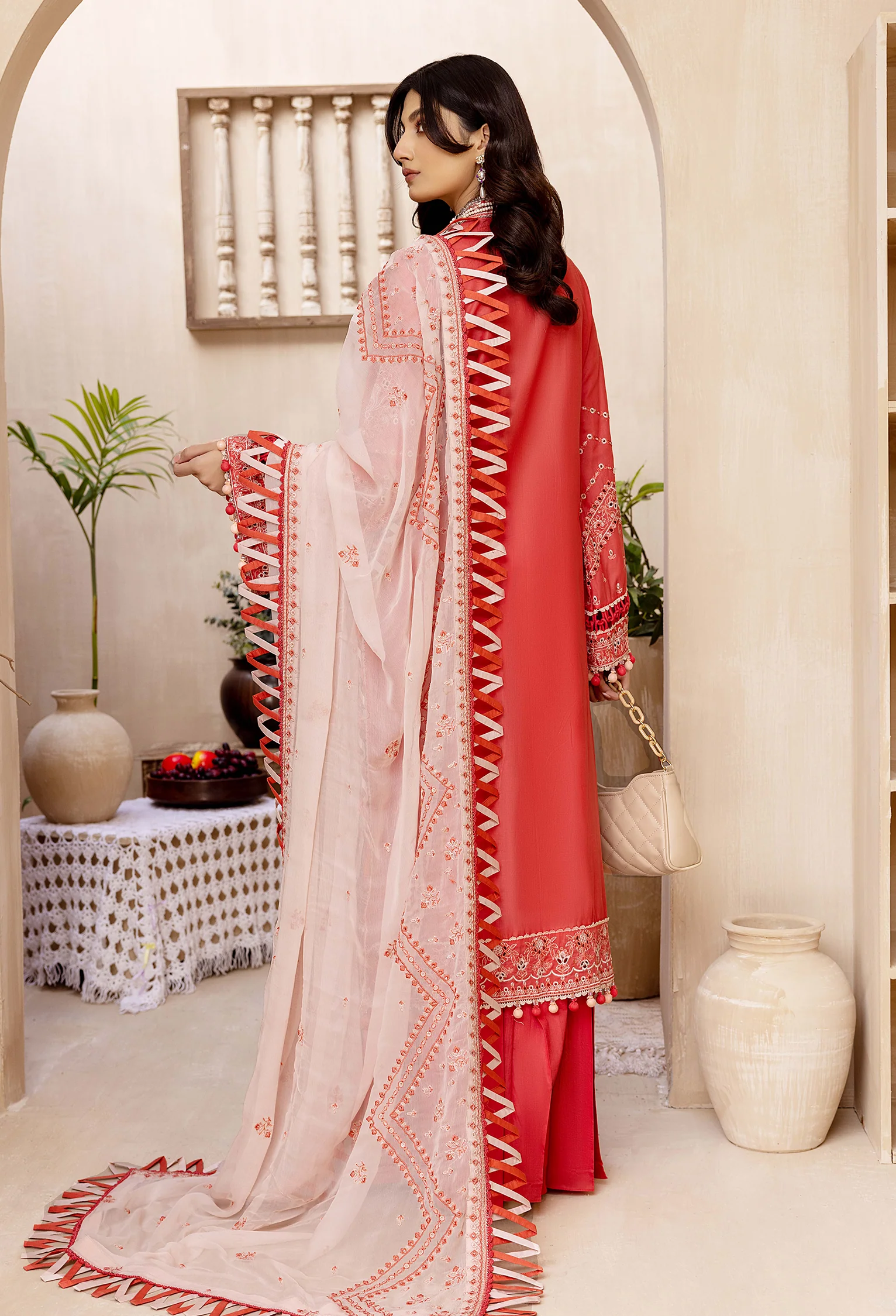 Scarlet Pret - Image 2