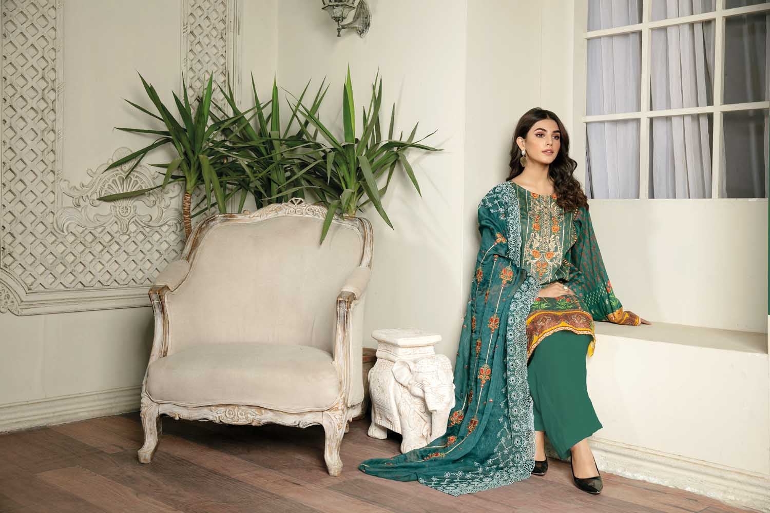 Shedal - Digital Printed & Embroidered Lawn 3 piece - Image 4