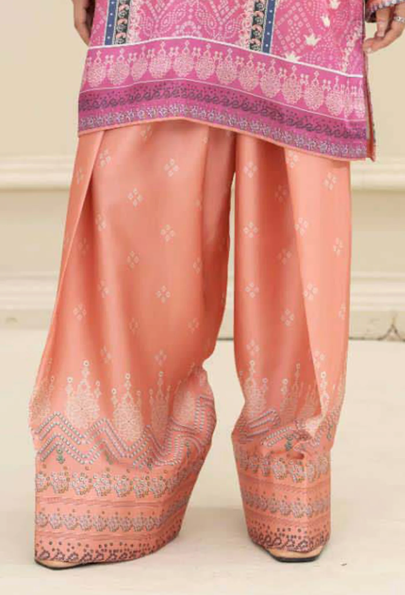 SILK 08 - Image 3