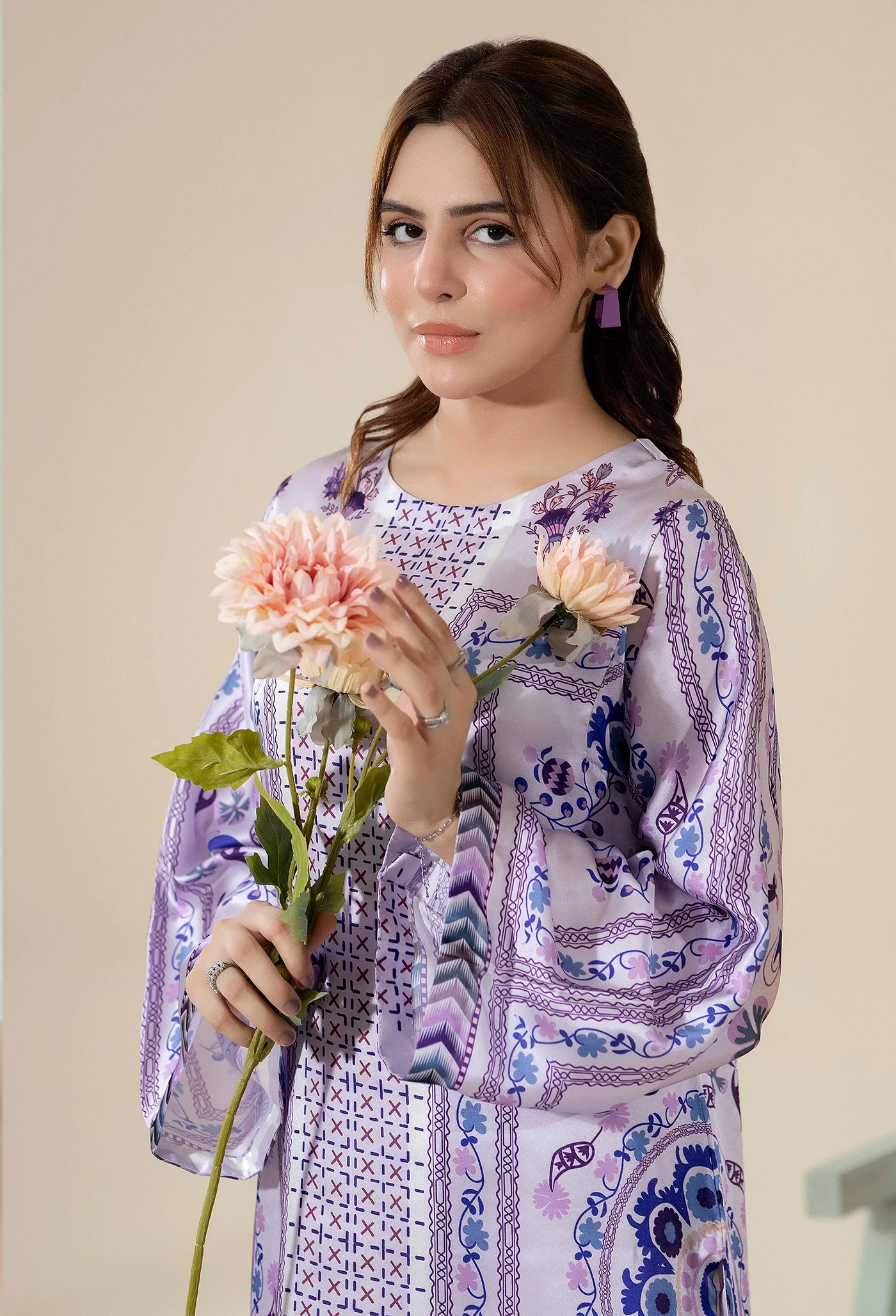 SILK 4121 - Image 4