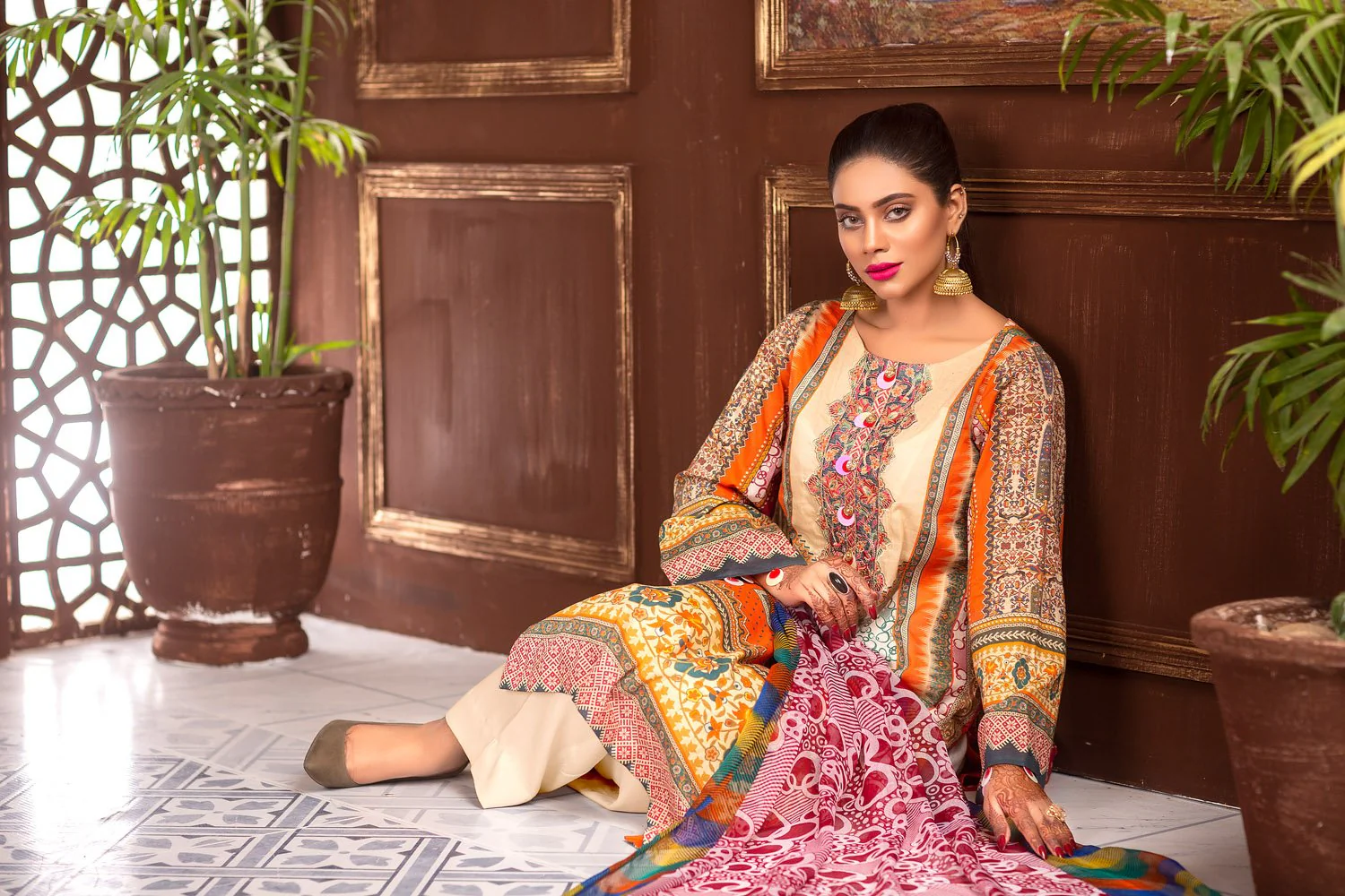 Silk Swin - Digital Printed & Embroidered Lawn Unstitch - Image 3