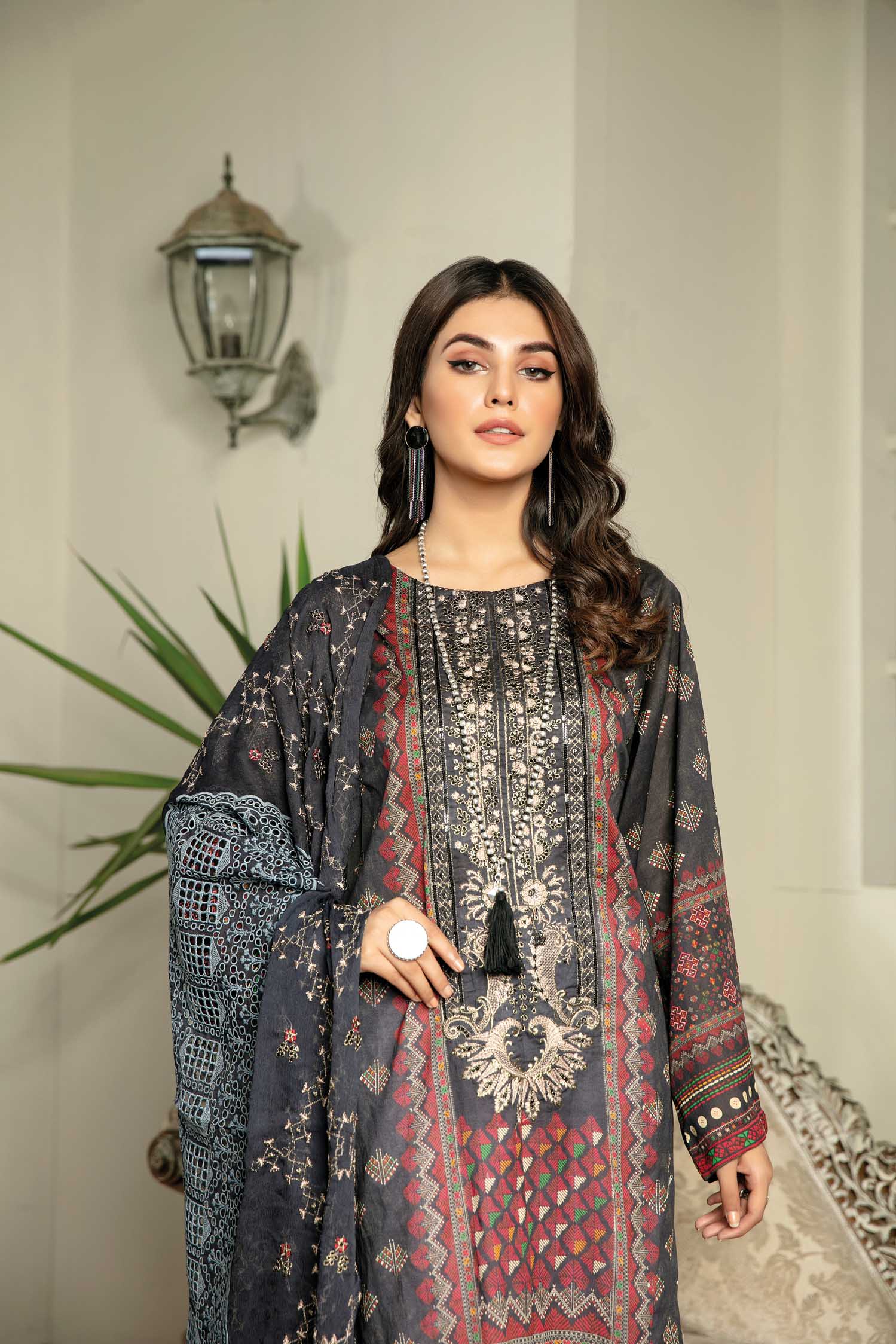Silver Jent - Digital Printed & Embroidered Lawn 3PC - Image 4