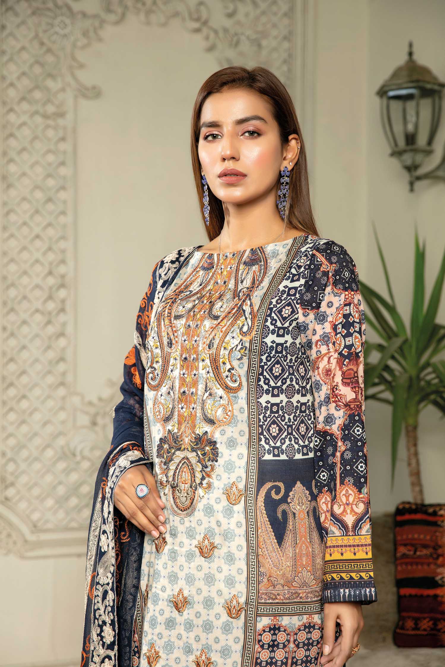 Soft Amber - Digital Printed & Embroidered Lawn 3 piece - Image 3