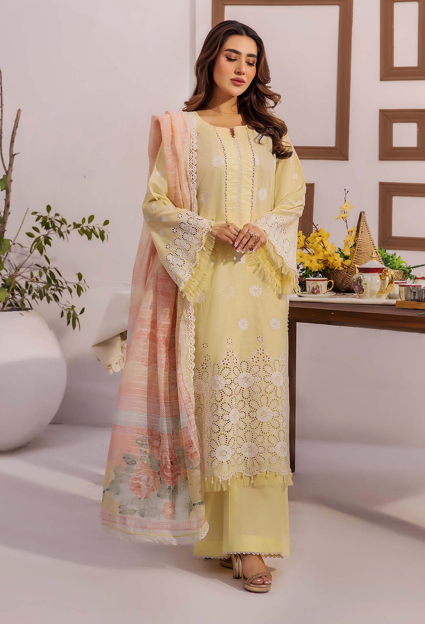 STELLA 1023 - Image 2