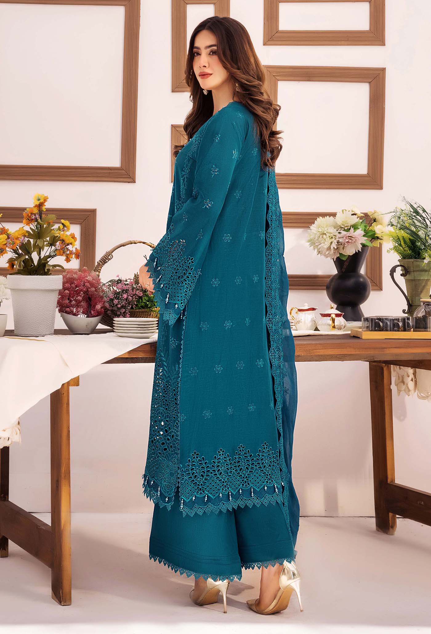 STELLA 1028 - Image 4
