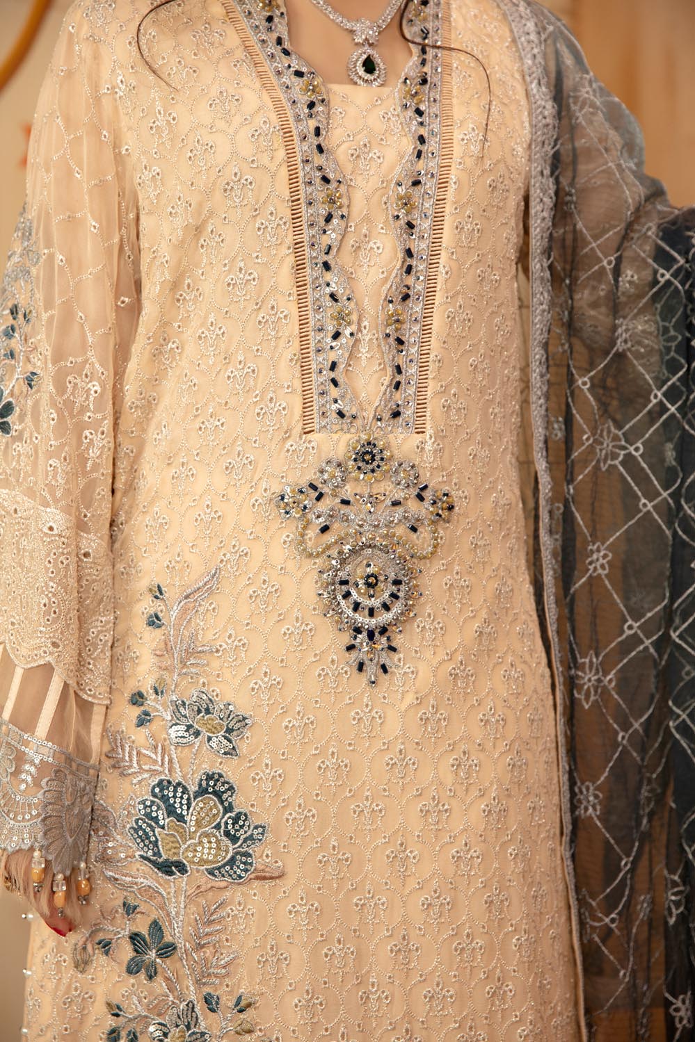 Sundas - Image 5