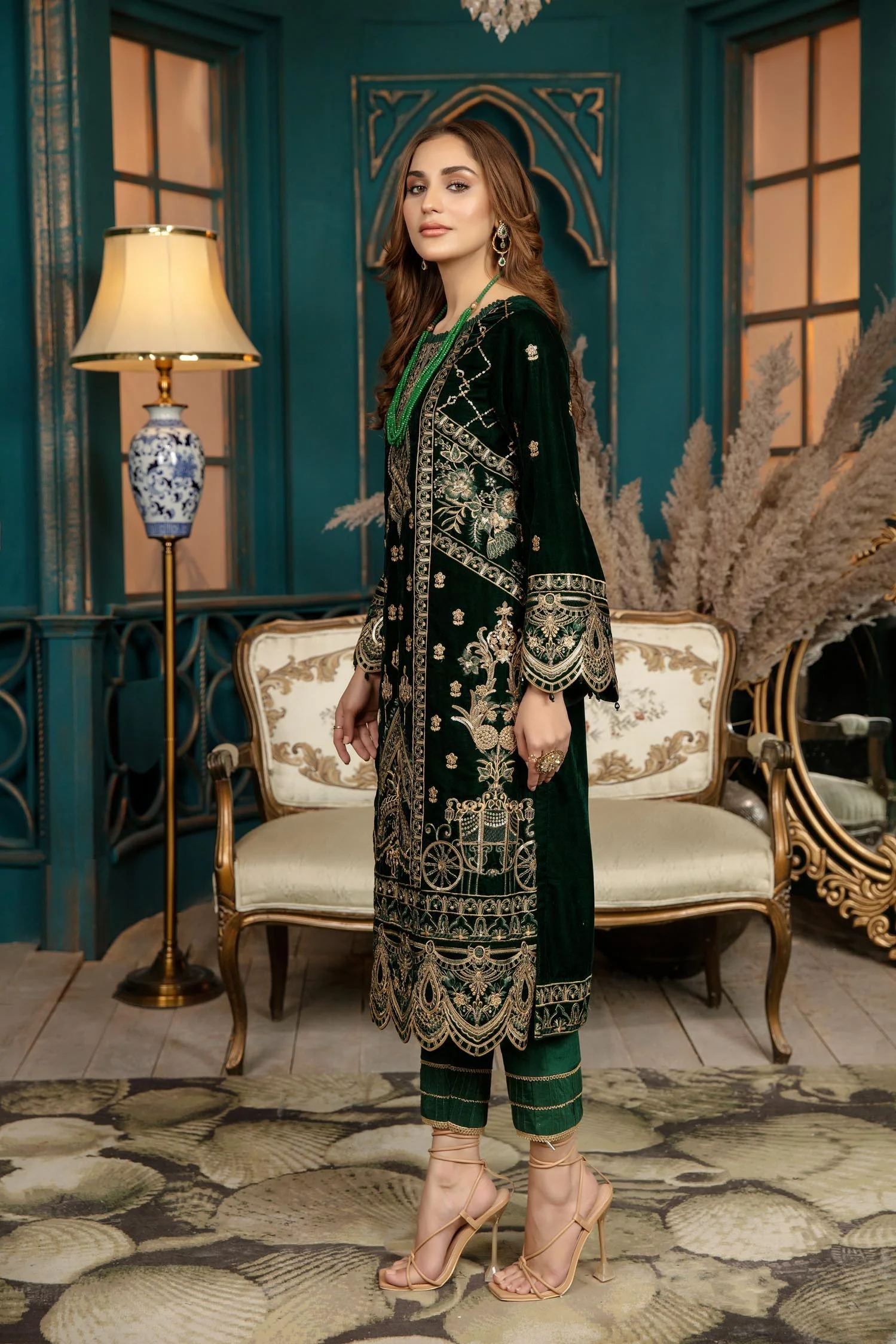Swerly - Stitched Embroidered Velvet 2PC - Image 4
