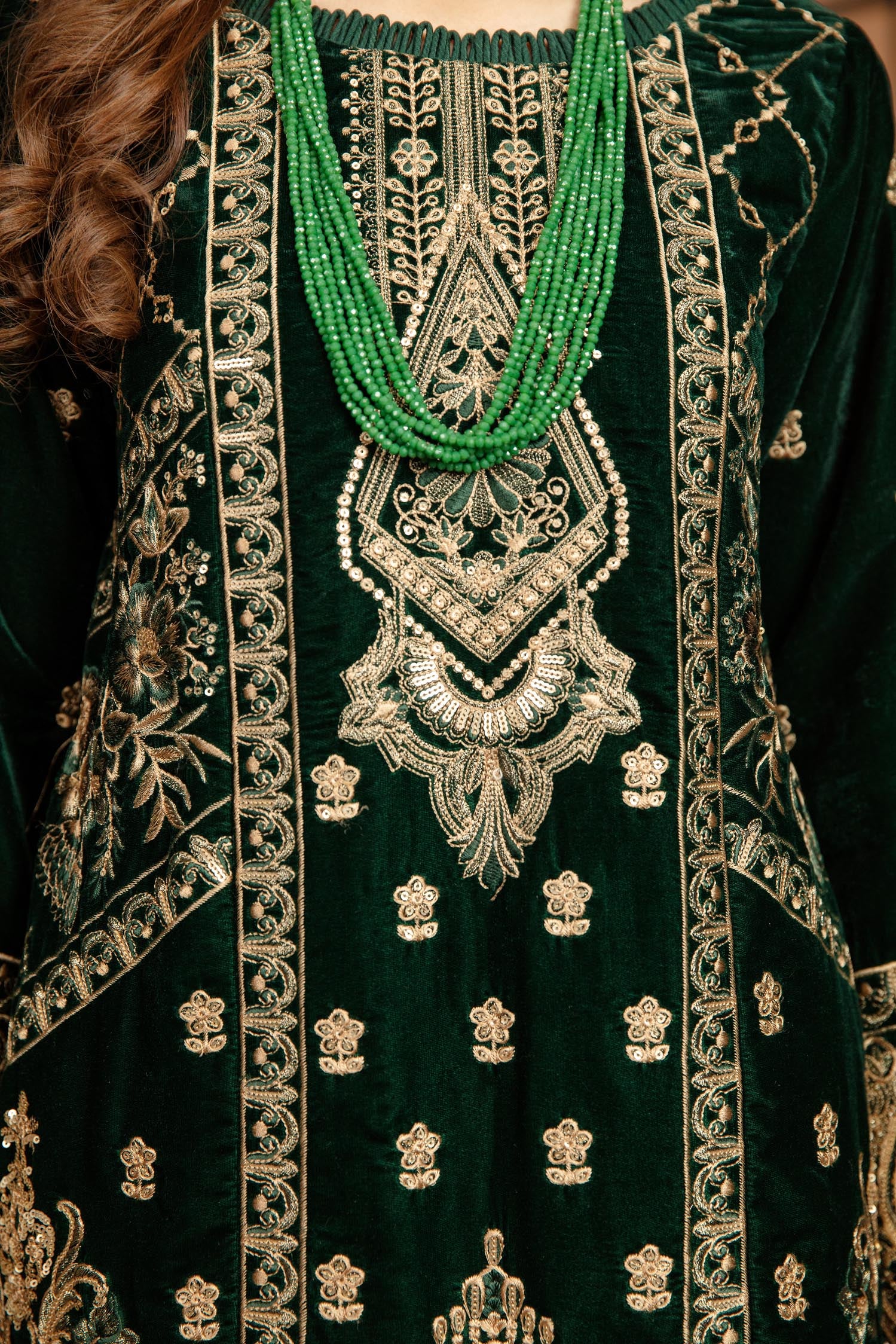Swerly - Stitched Embroidered Velvet 2PC - Image 6