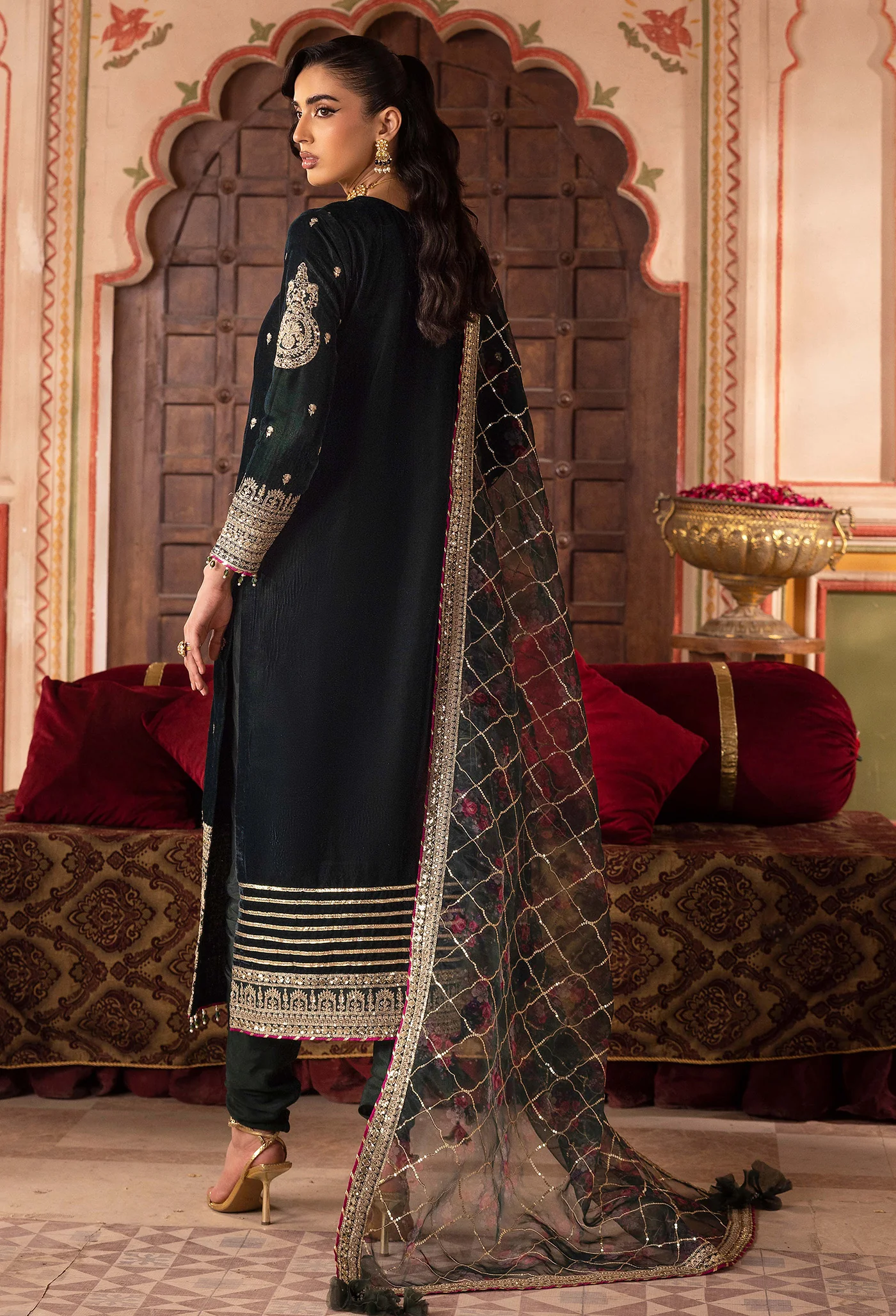 VELVET 7527 - Image 4
