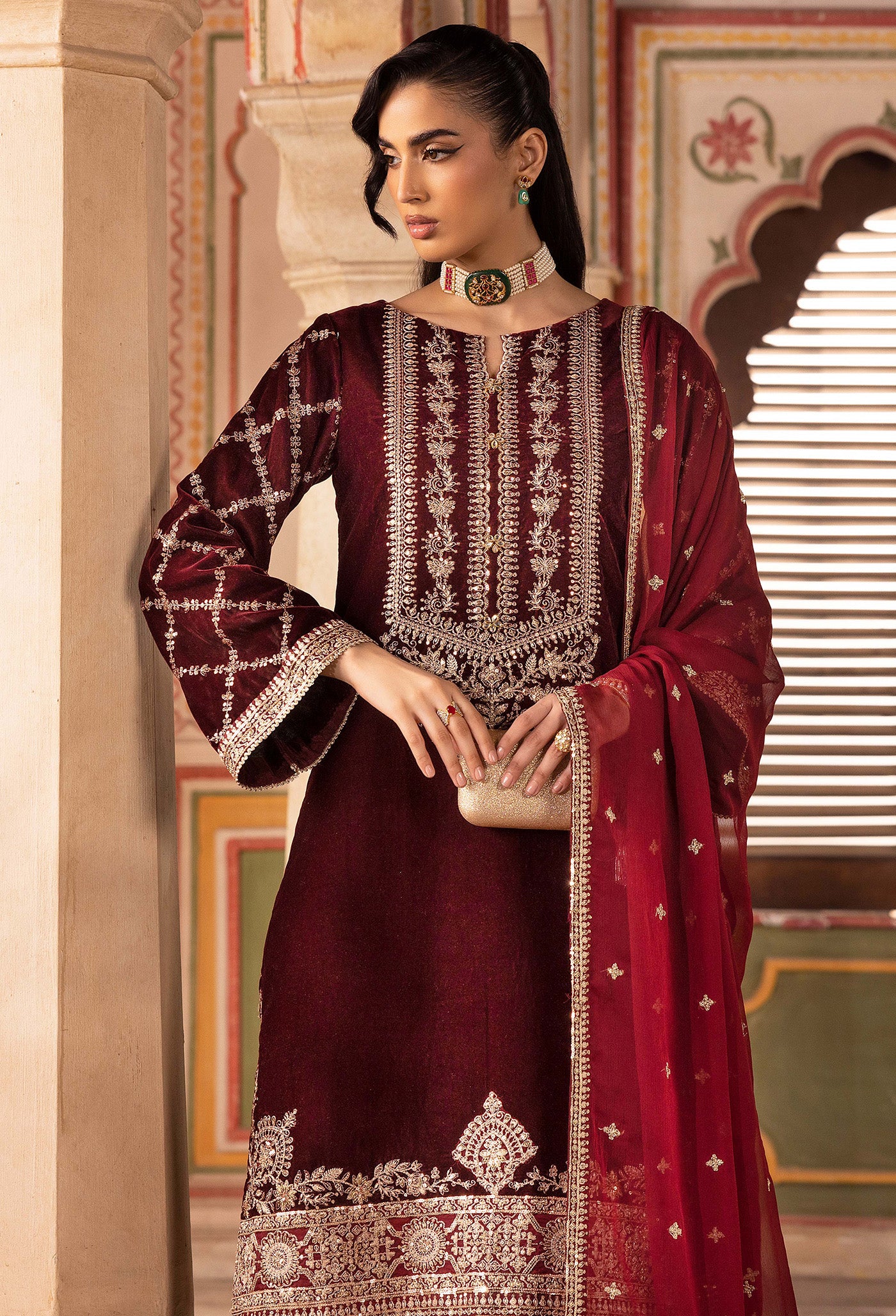 VELVET 7528 - Image 3