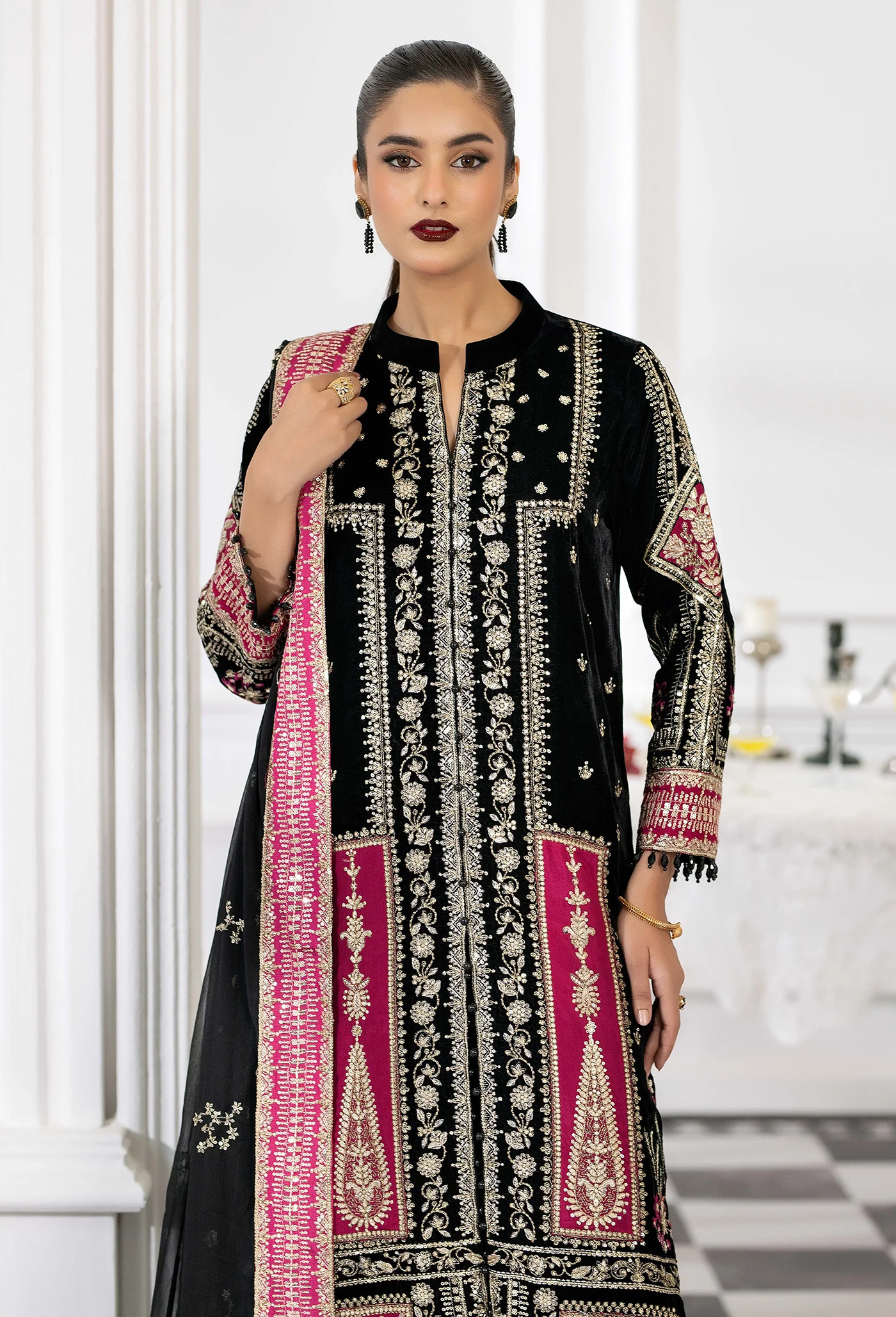 VELVET 7782 - Image 3