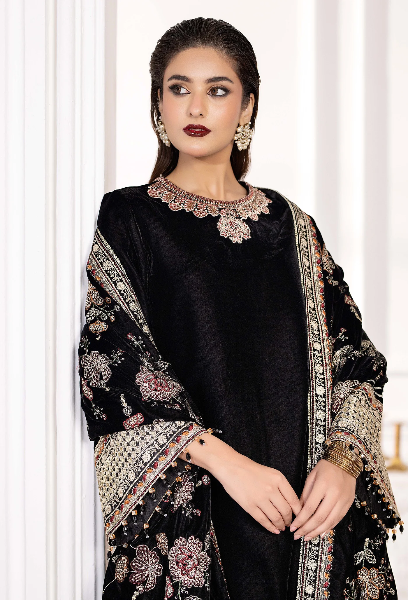 VELVET 7785 - Image 2