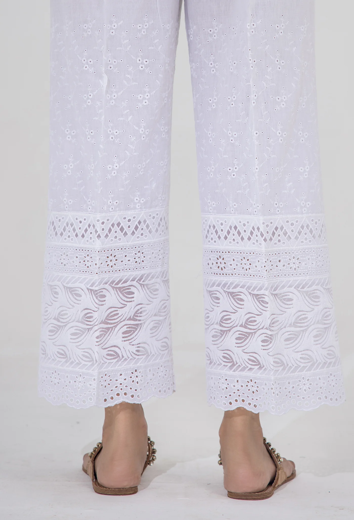 White Bottom 5212 - Image 3