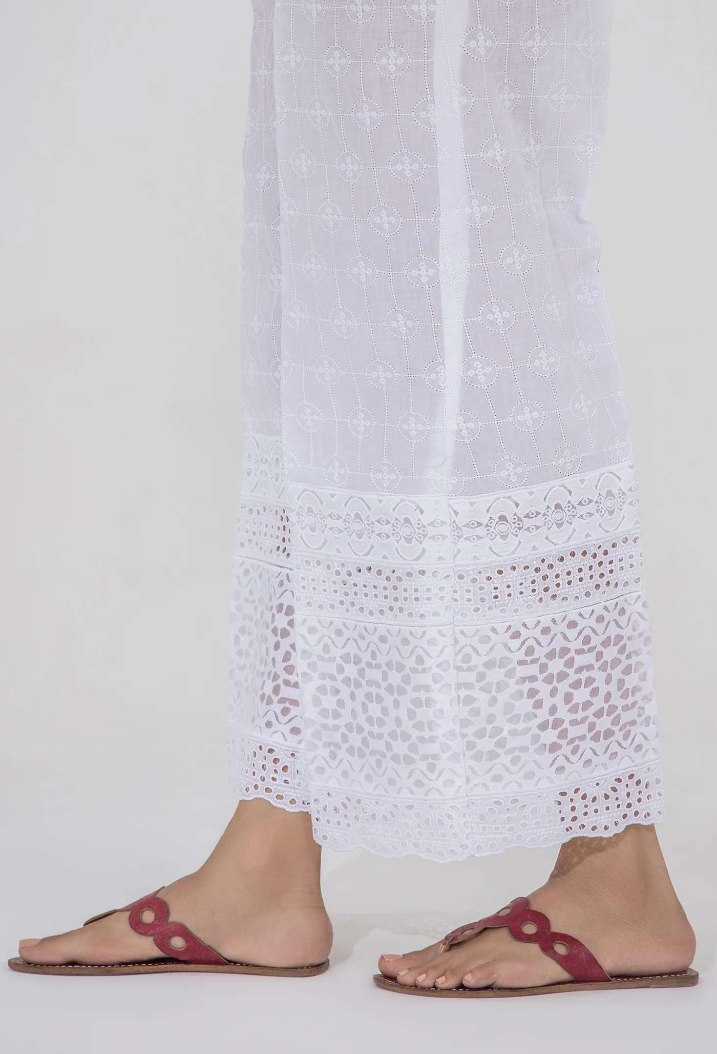 White Bottom 5216 - Image 2