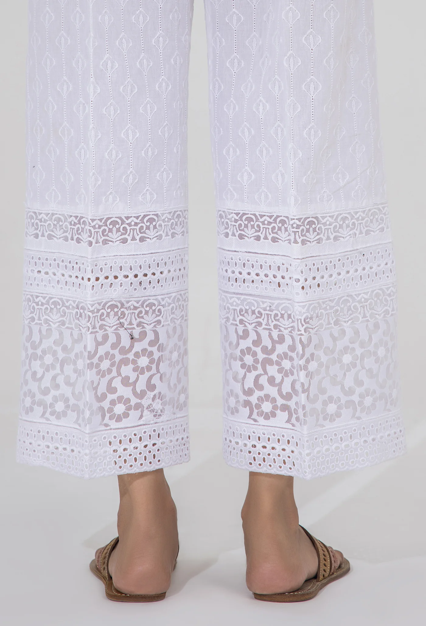 White Bottom 5220 - Image 2