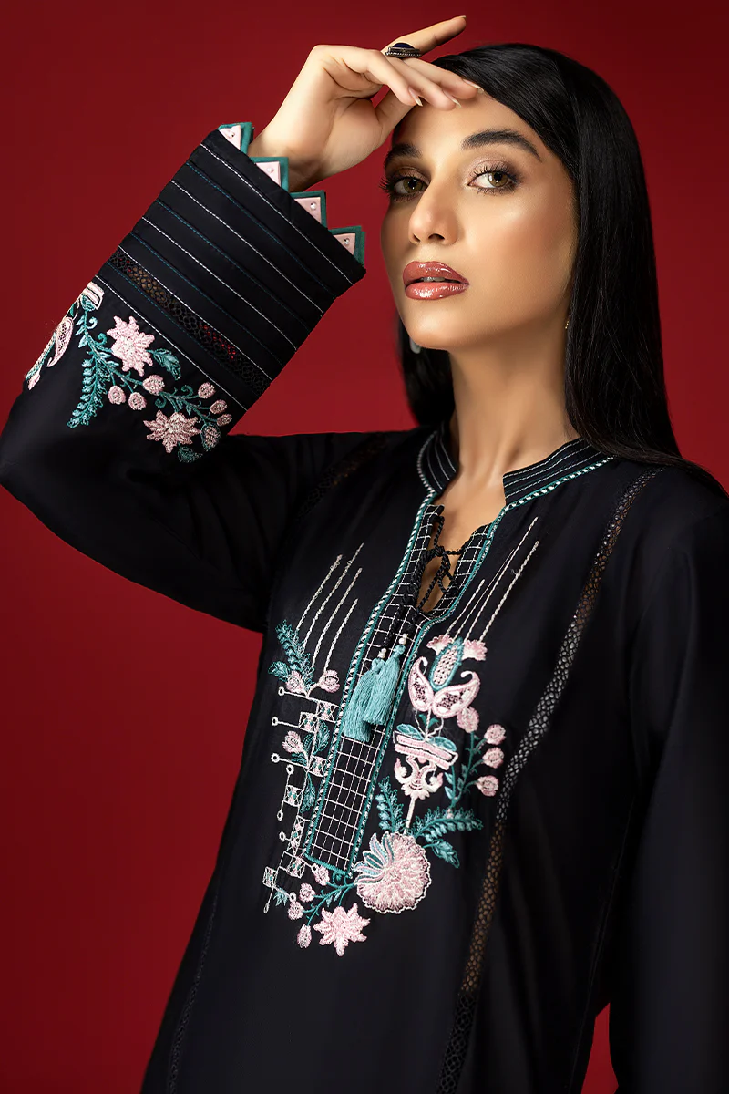 Woodsmoke - Embroidered Lawn 2PC - Image 3